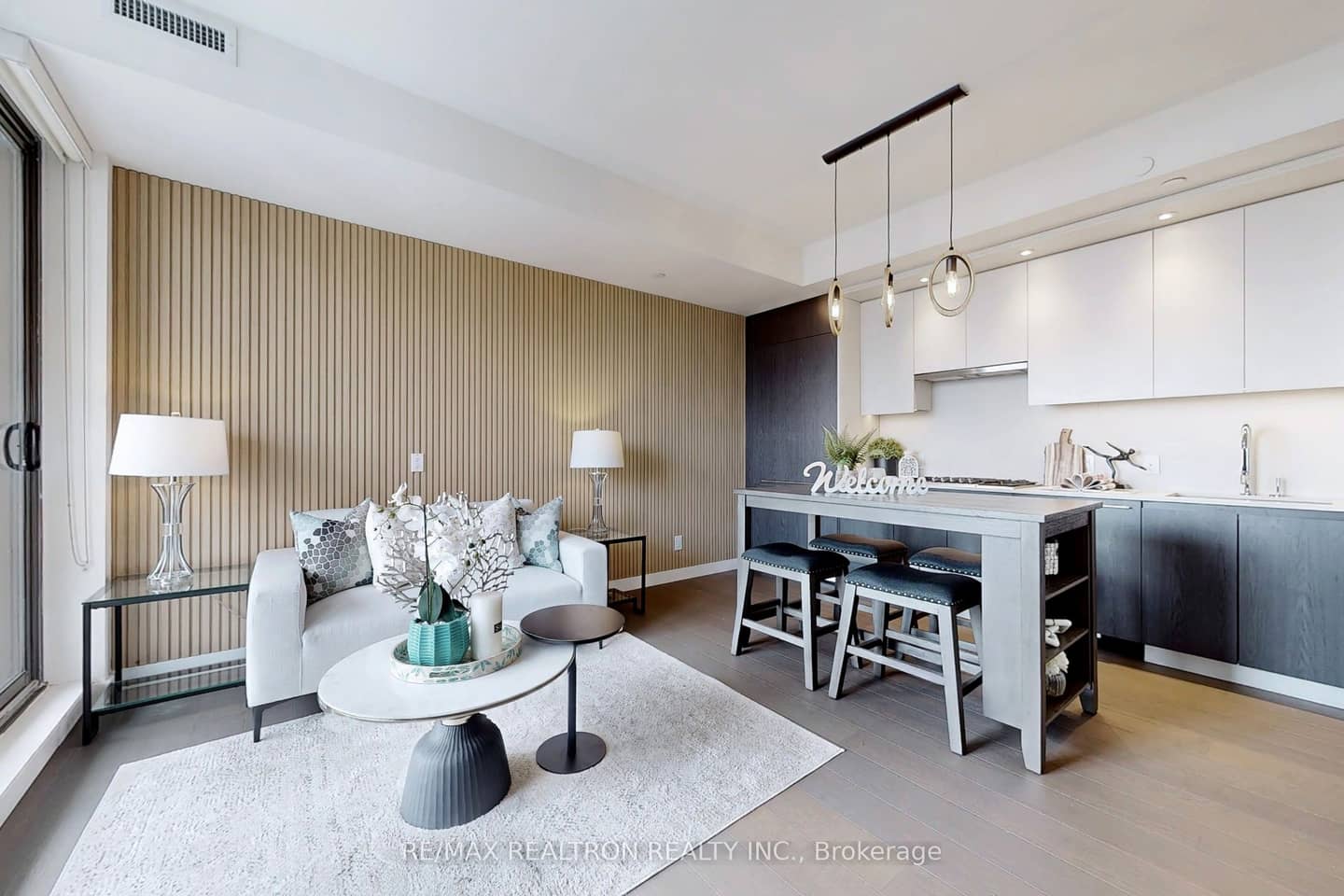 81 Wellesley Street E 2001, Toronto, ON M4Y 1H8
