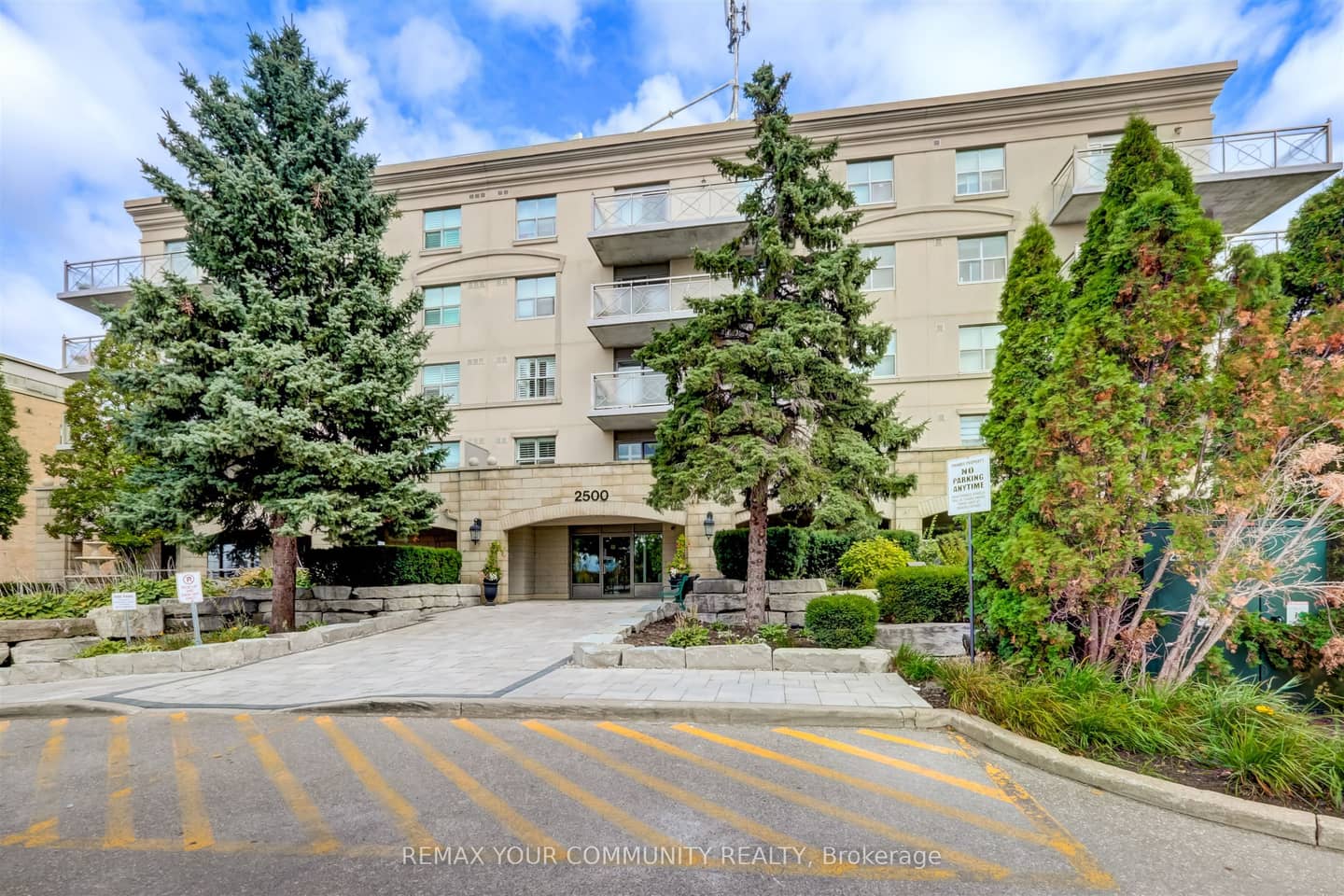 2500 Rutherford Road 110, Vaughan, ON L4K 5N7