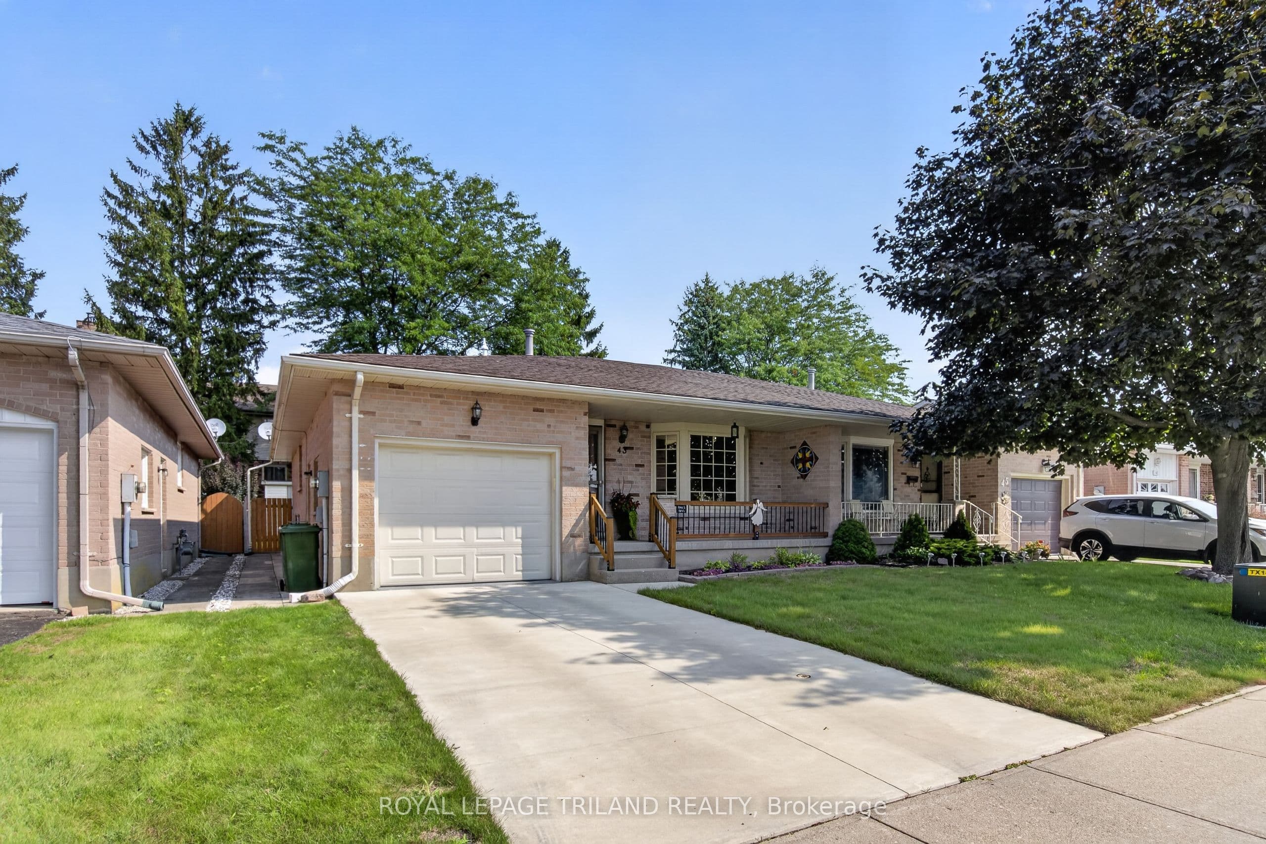 43 Bonnie Place, St. Thomas, ON N5R 5W5