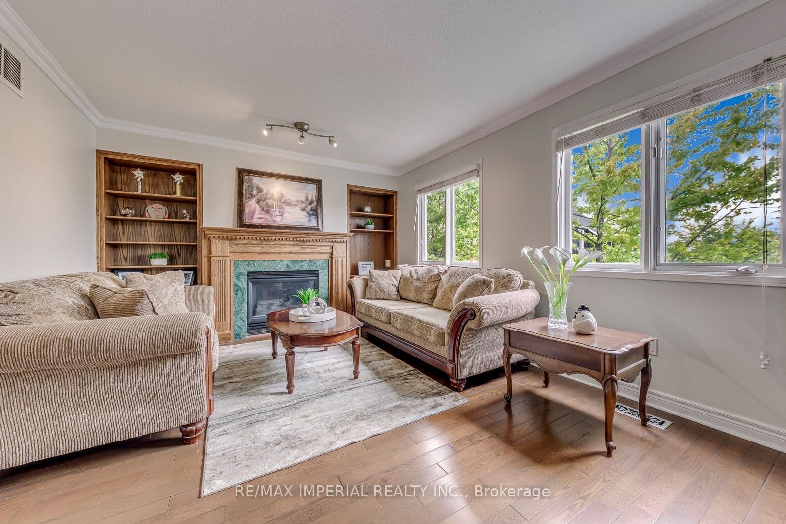 20 The Greenery, Oakville, ON L6H 6J6