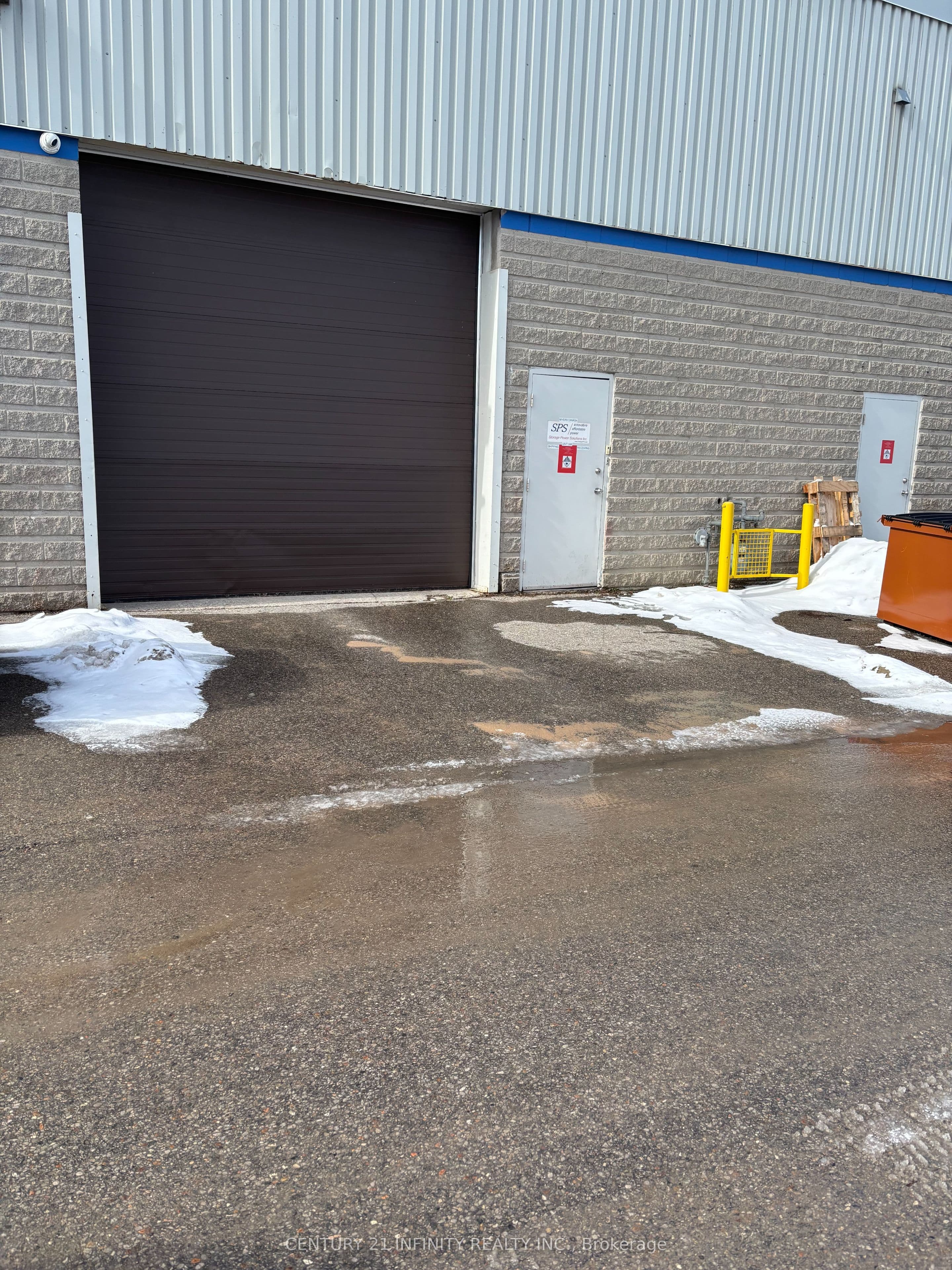 1610 McEwen Drive 6, Whitby, ON L1N 8V6