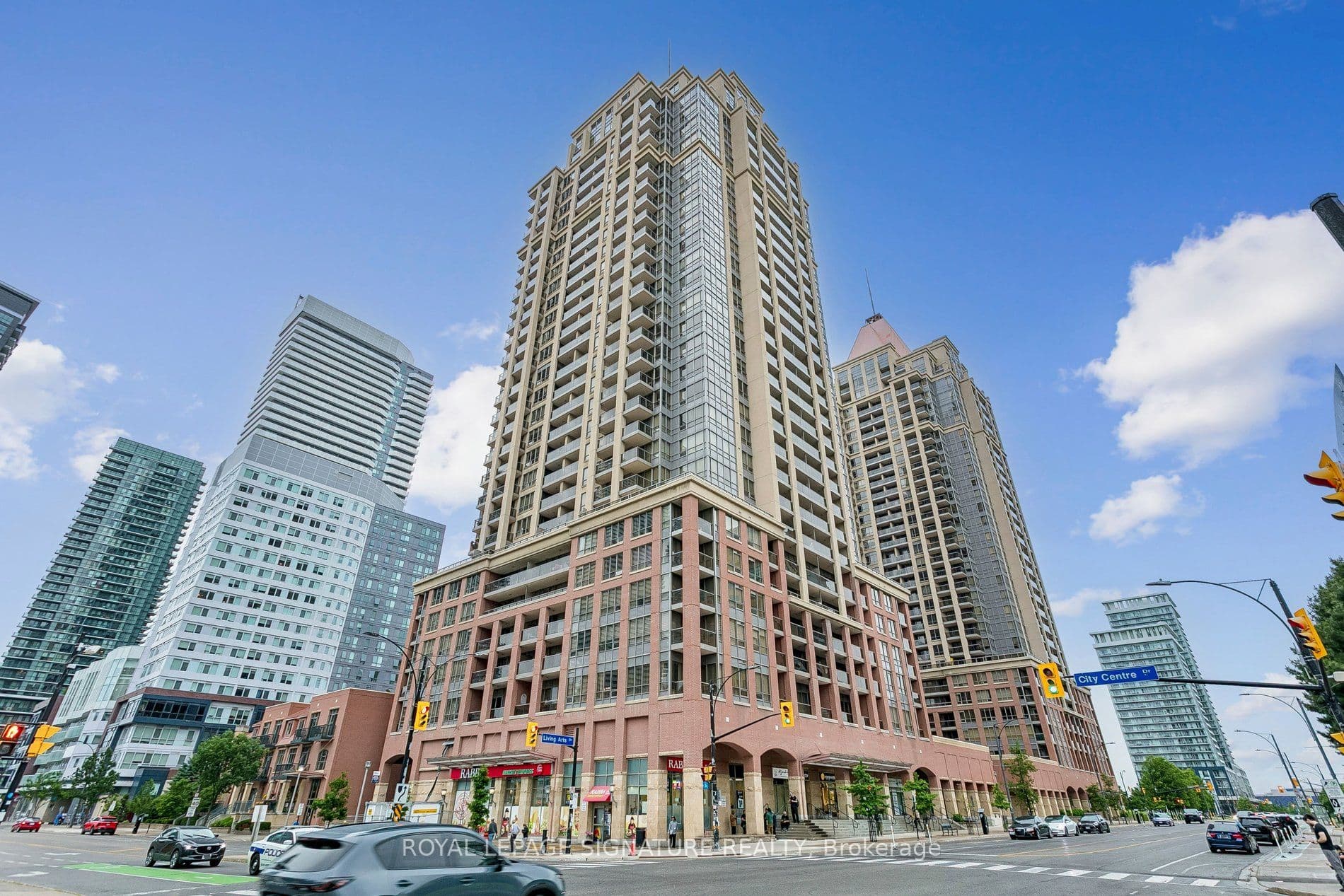 4080 Living Arts Drive 2407, Mississauga, ON L5B 4N3