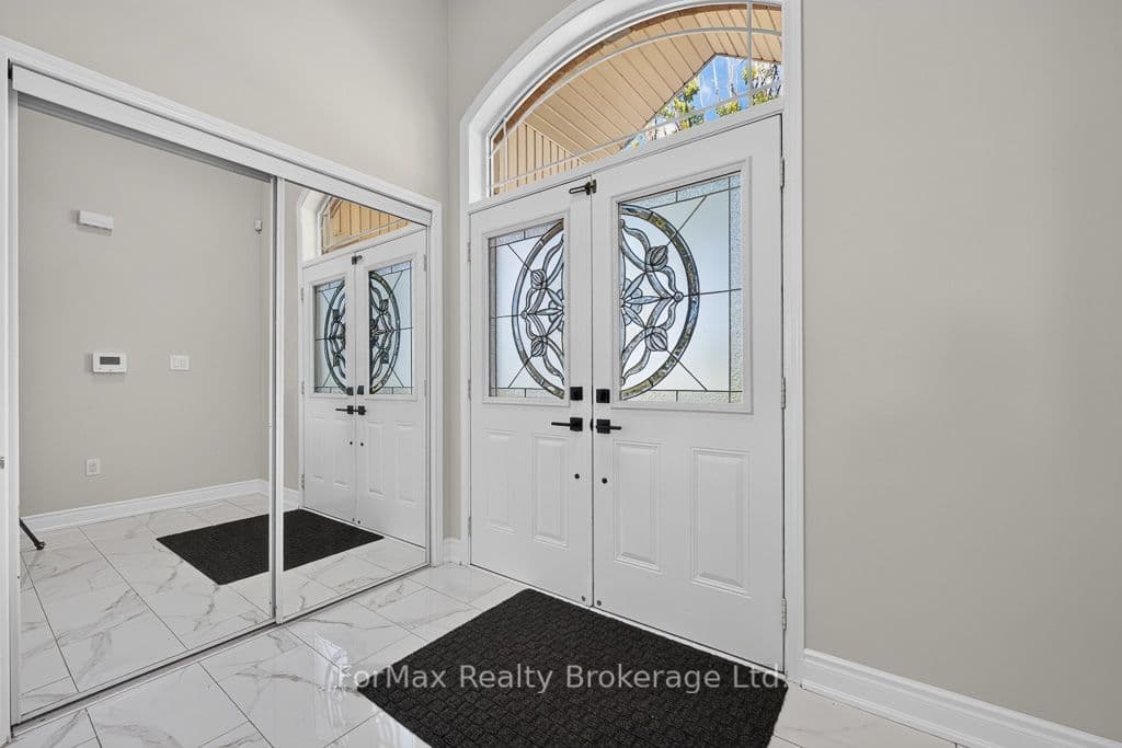35 Seascape Crescent, Brampton, ON L6P 3C5