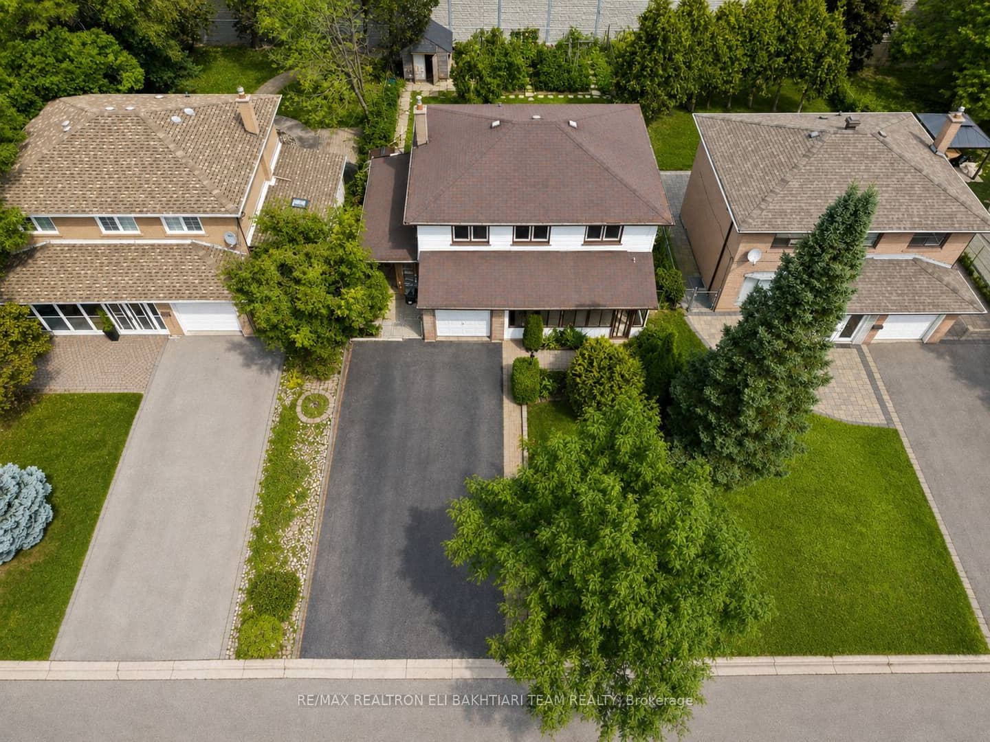 180 Woodsworth Road, Toronto, ON M2L 2T1