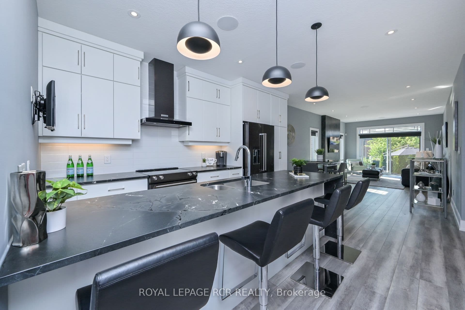 19 Dover Lane, Centre Wellington, ON N1M 0E6