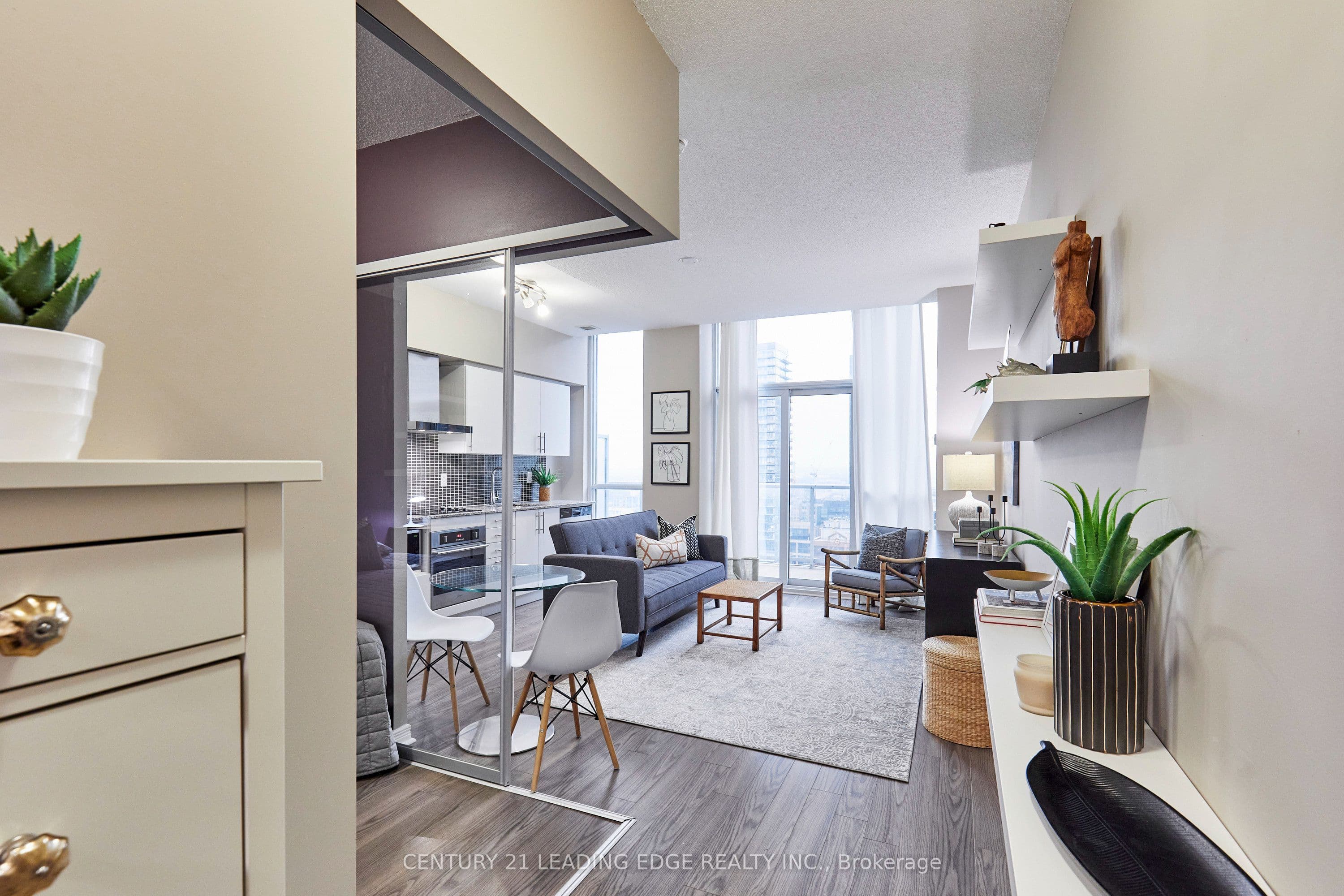 352 Front Street W PH08, Toronto, ON M5V 1B5