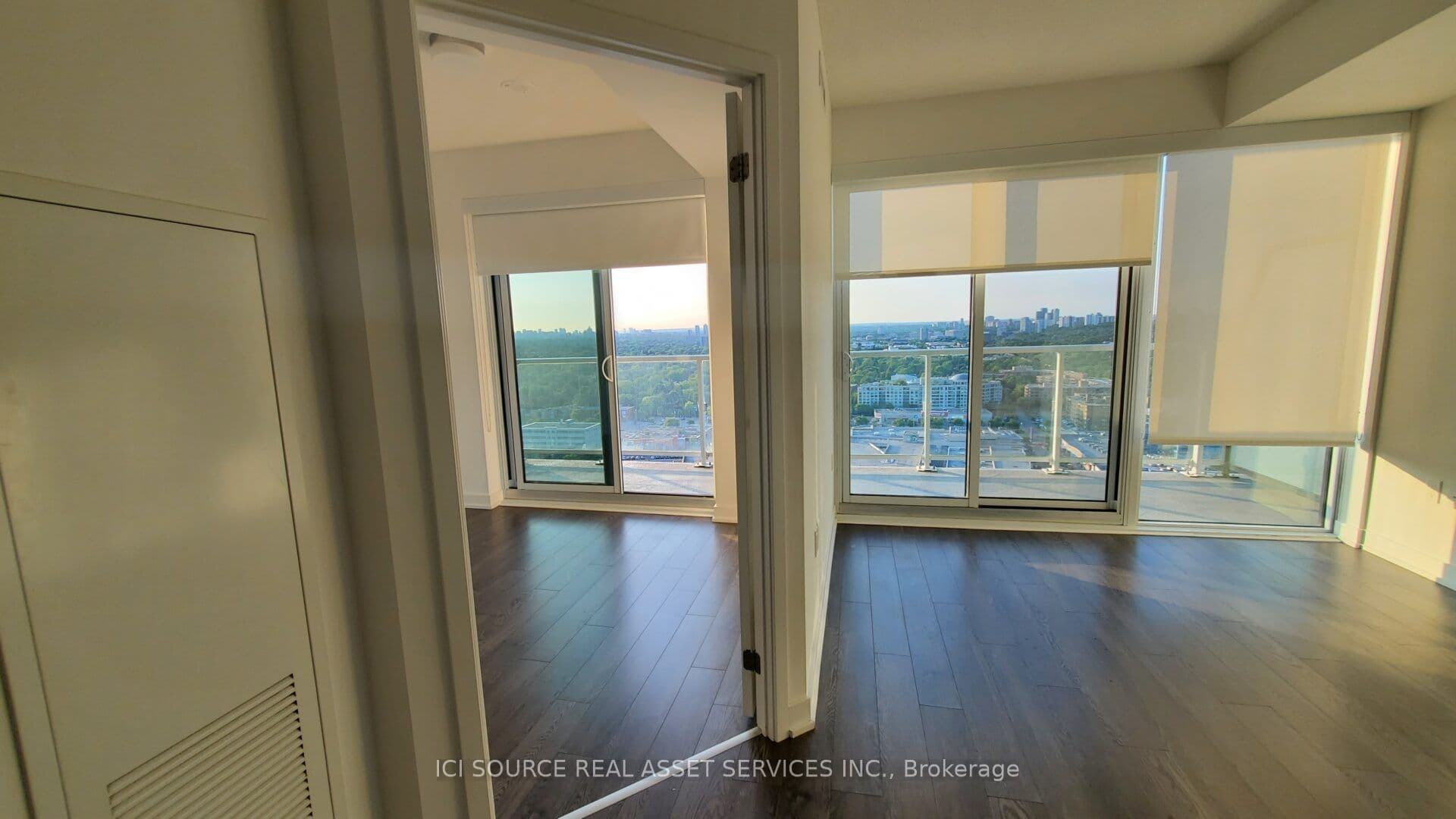 50 O'Neill Road 2206, Toronto, ON M3C 0R1