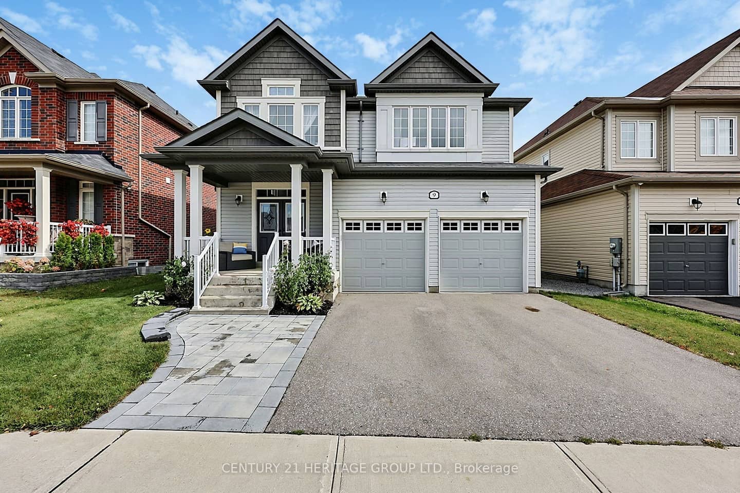 9 Conchita Street, Georgina, ON L4P 0H4