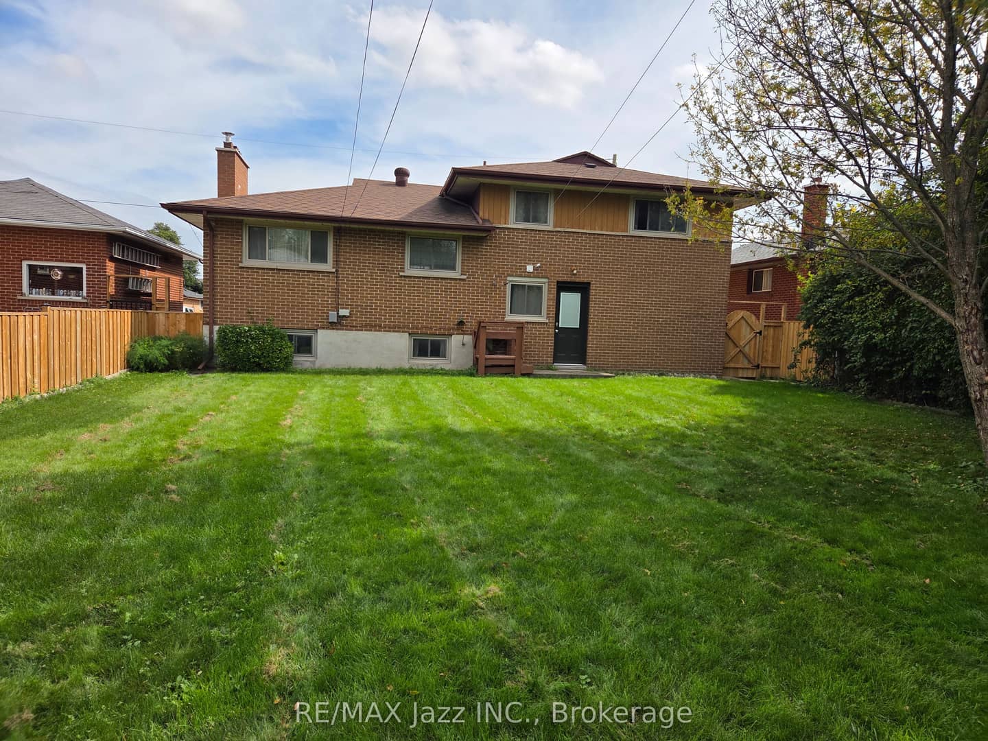 302 Poplar Street, Oshawa, ON L1H 6P7
