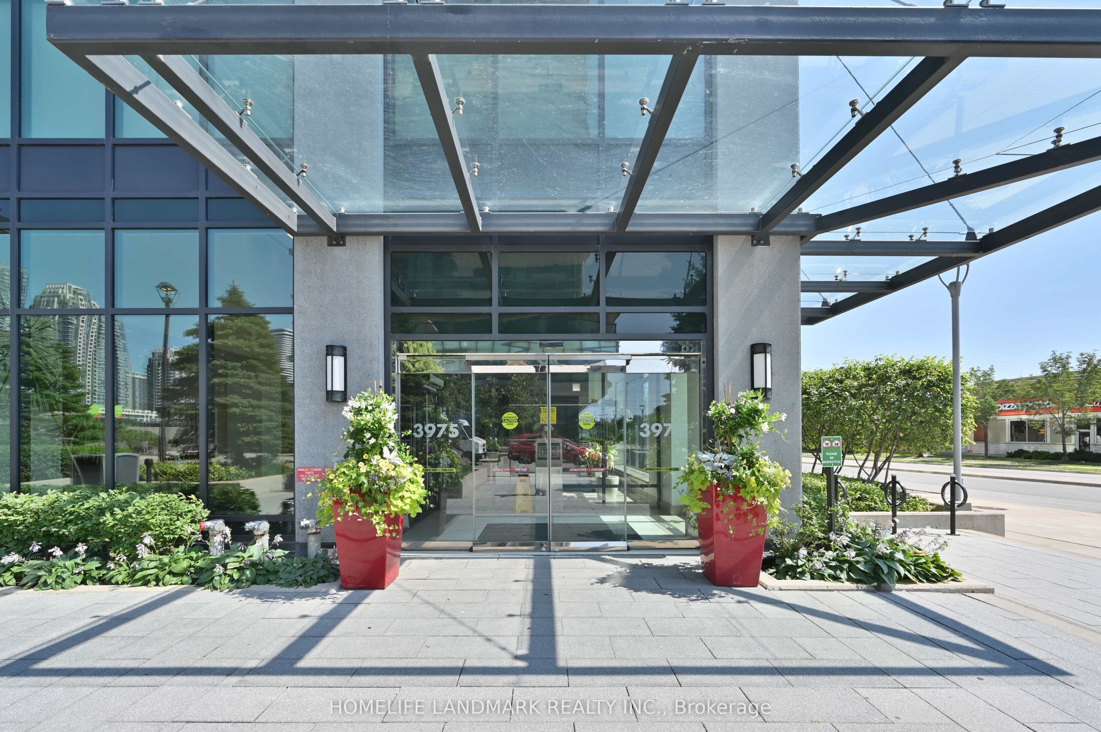3975 Grand Park Drive 702, Mississauga, ON L5B 0K4