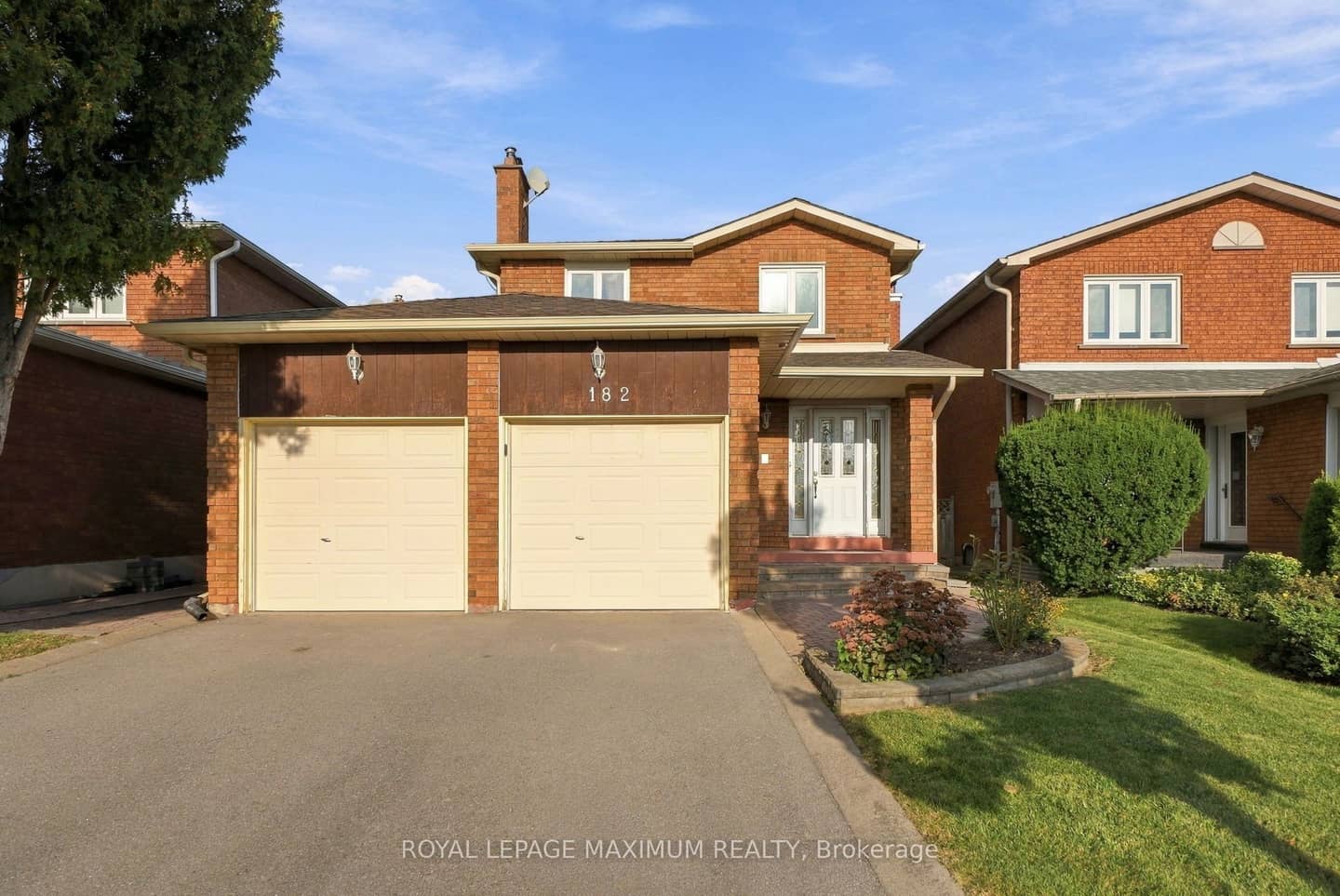 182 Nestor Crescent, Vaughan, ON L4L 5A1