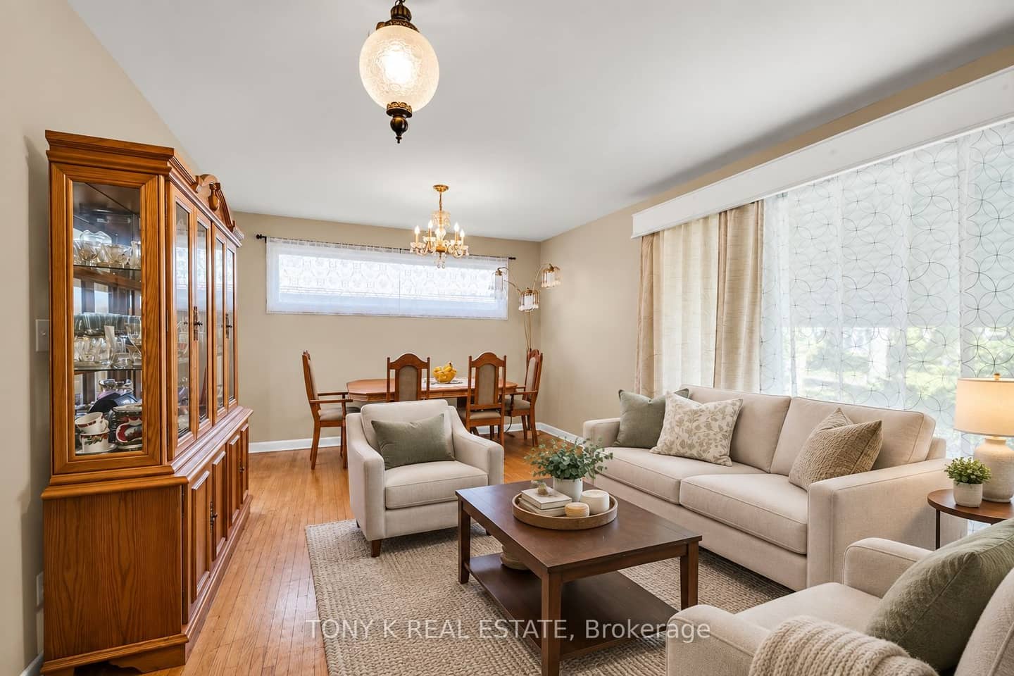 102 Haileybury Drive, Toronto, ON M1K 4X5