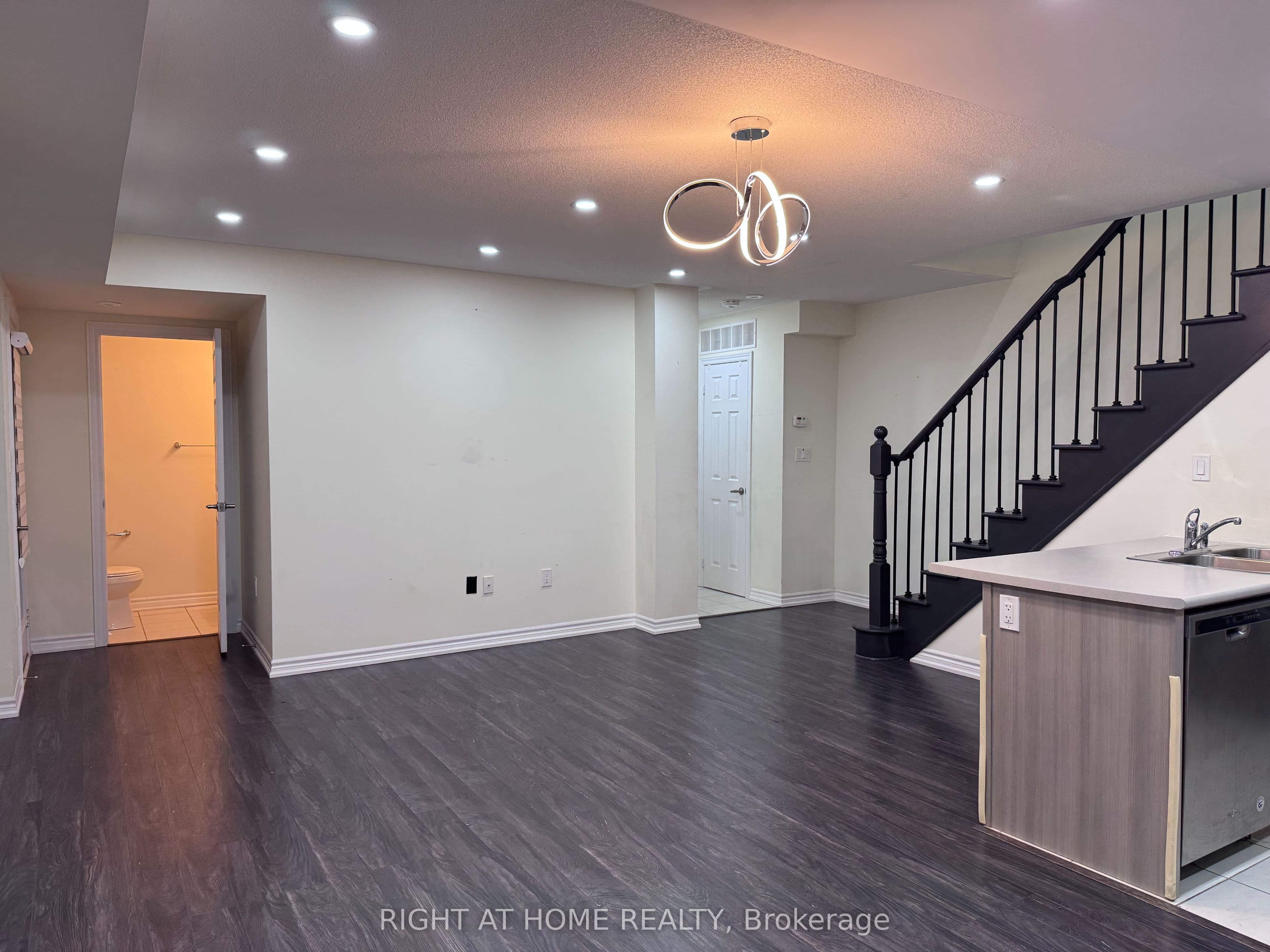 200 Veterans Drive 191, Brampton, ON L7A 4S6