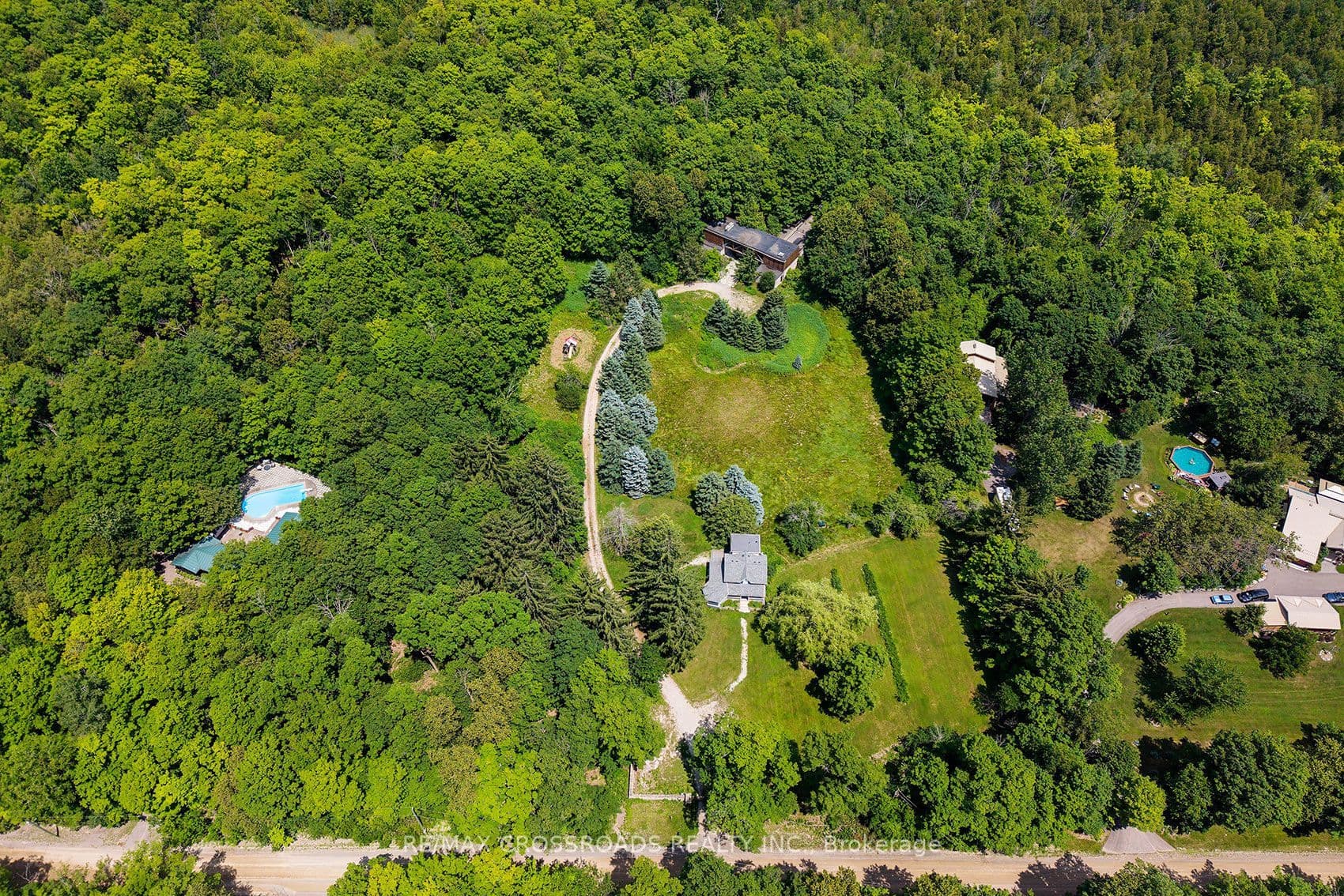 15135 Rockside Road, Caledon, ON L7C 1V4