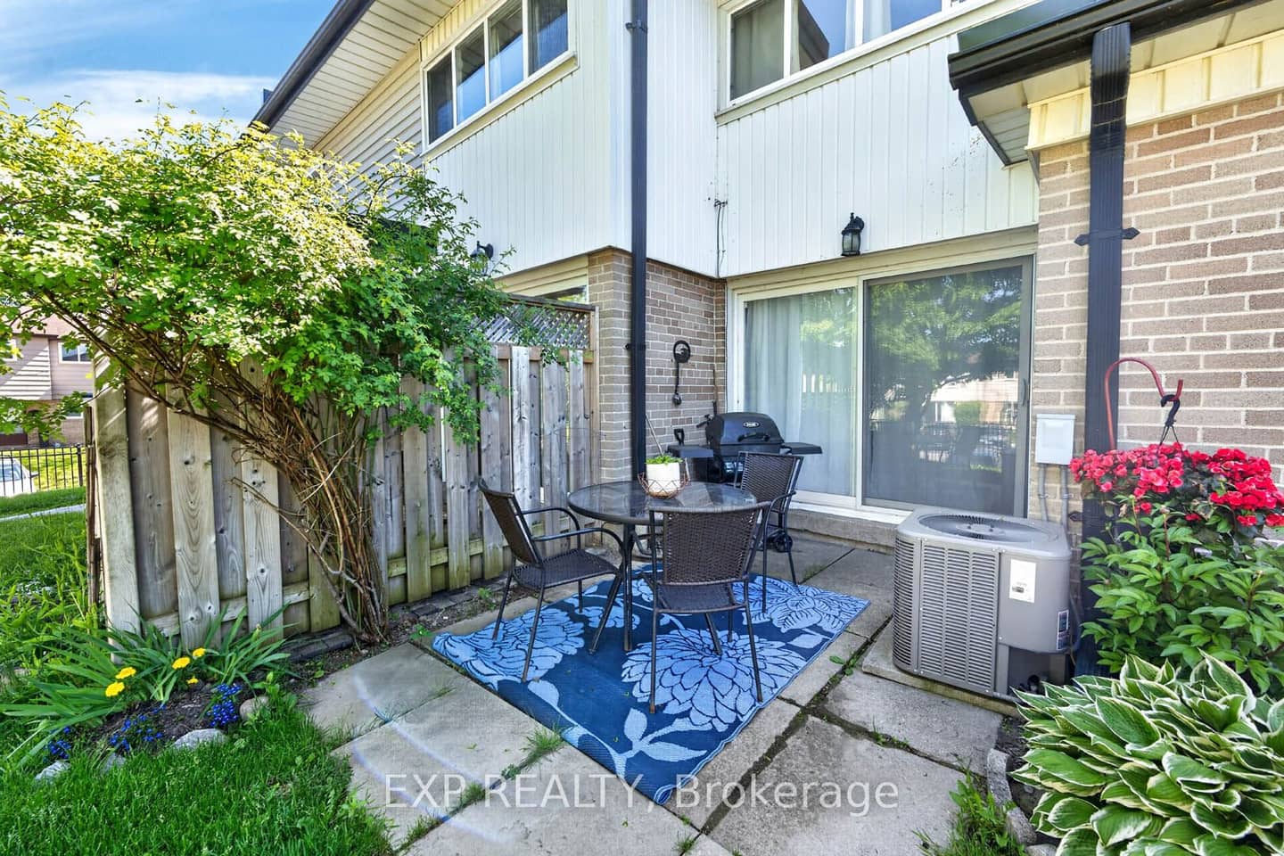925 Bayly Street 36, Pickering, ON L1W 1L4