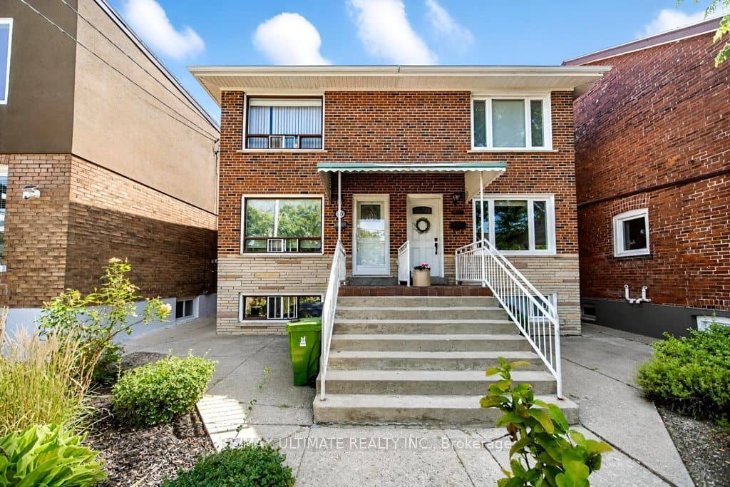 45 McRoberts Avenue, Toronto, ON M6E 4P3