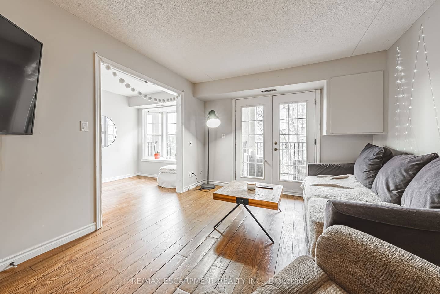 1451 Walkers Line 313, Burlington, ON L7M 4P1