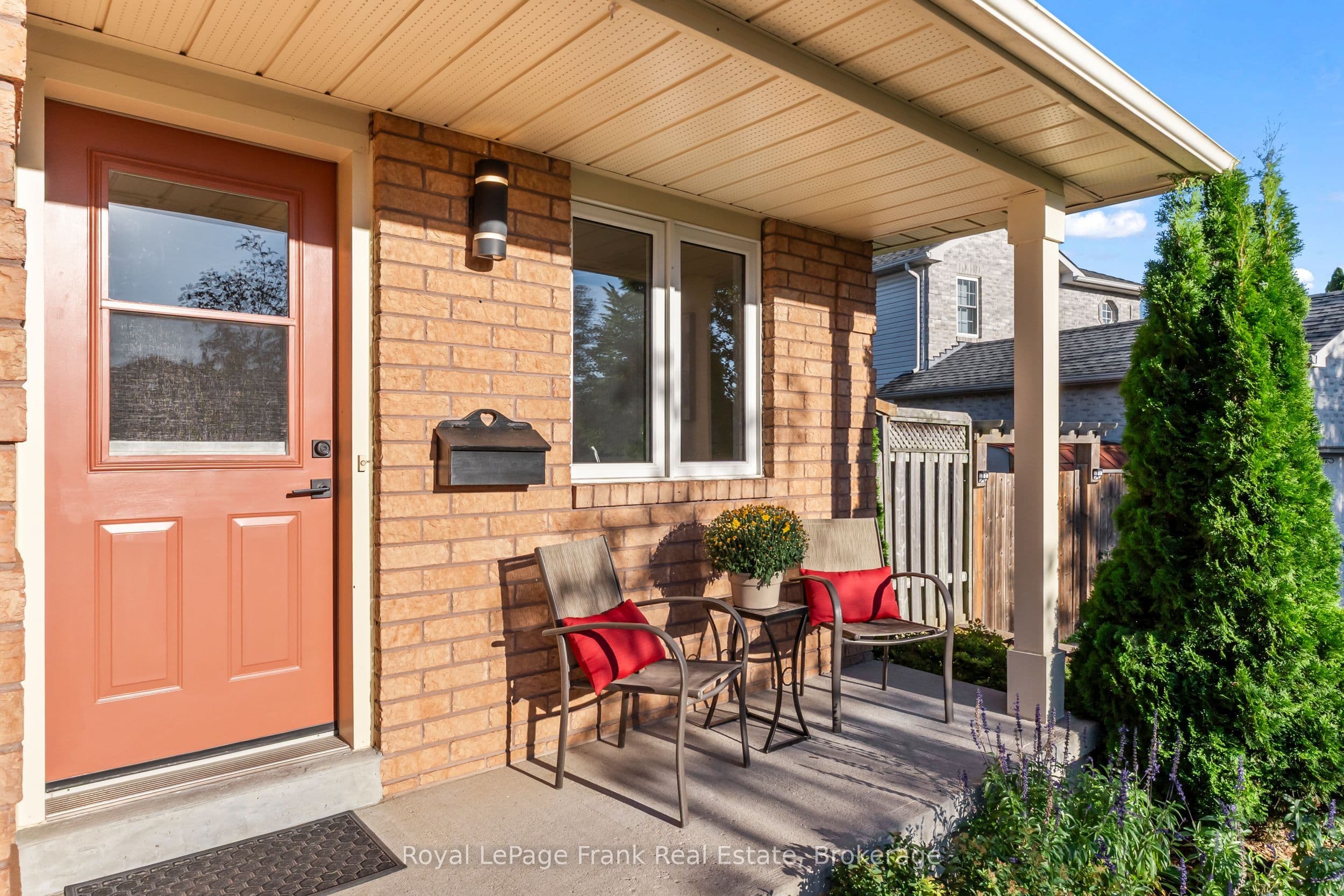 97 Firwood Avenue, Clarington, ON L1E 3B3