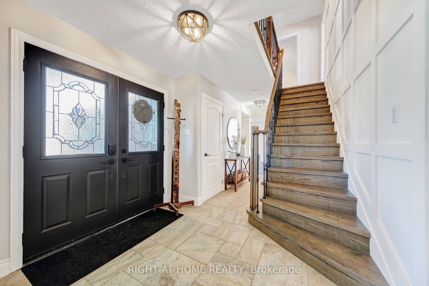 71 South Balsam Street, Uxbridge, ON L9P 1G6