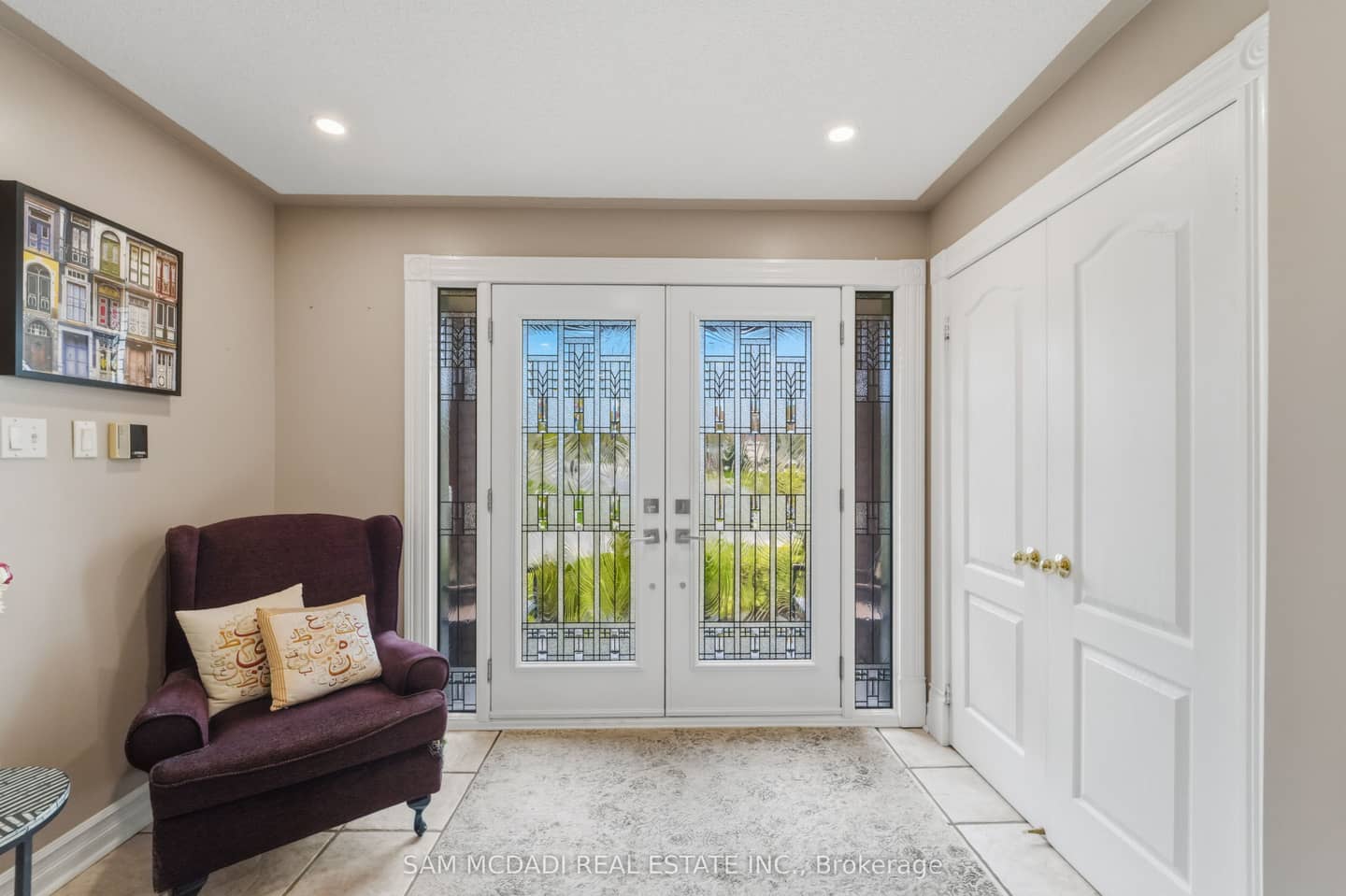 3605 Trelawny Circle, Mississauga, ON L5N 6N8