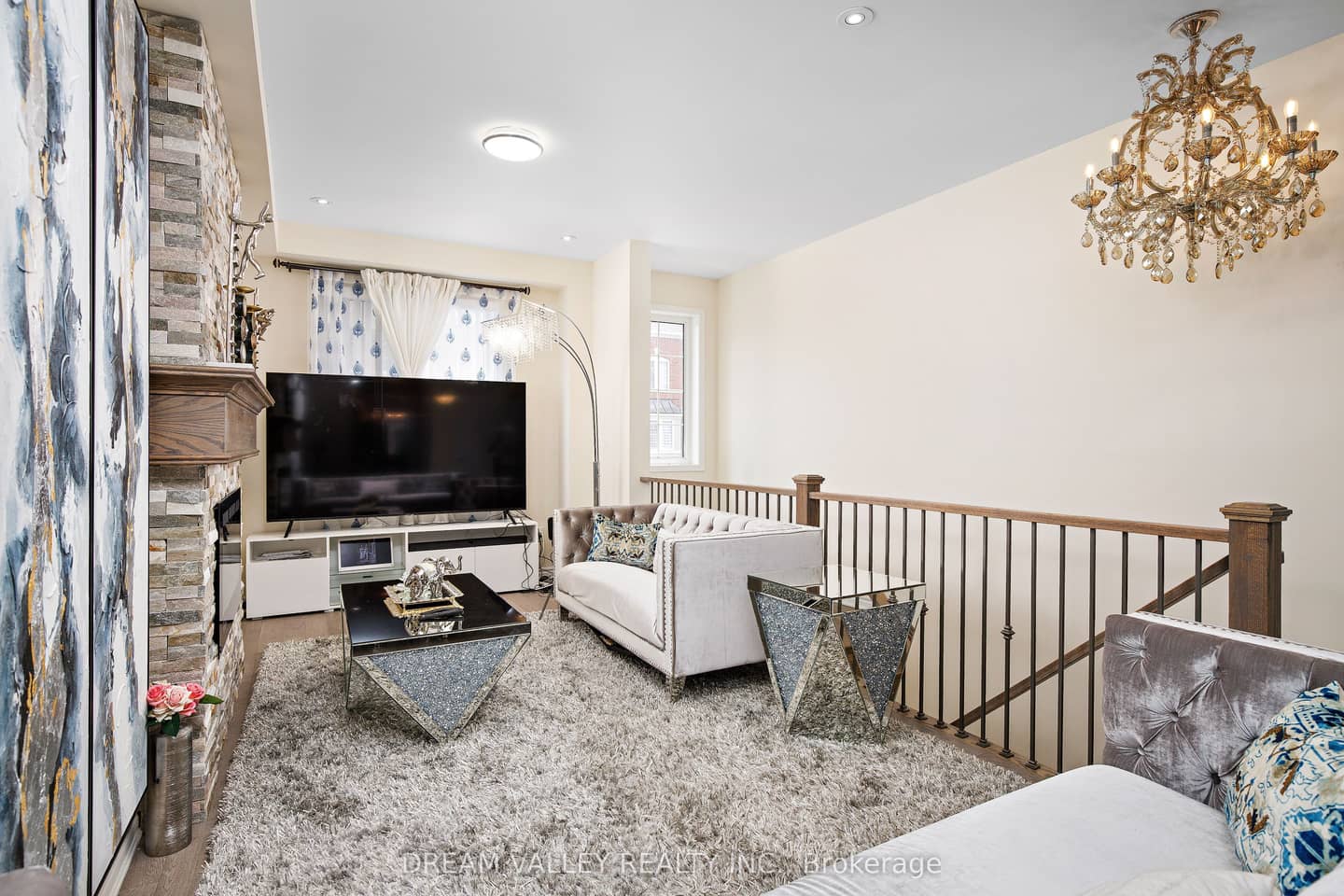 88 Jolly Way S, Toronto, ON M1P 0E2