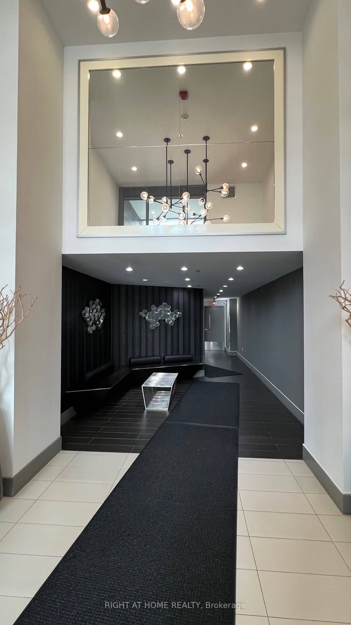 90 Trinity Street 602, Toronto, ON M5A 0E4