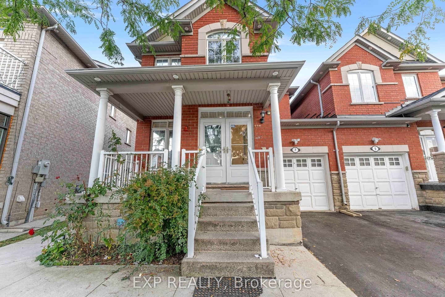 7 Overture Lane, Brampton, ON L6S 6H9
