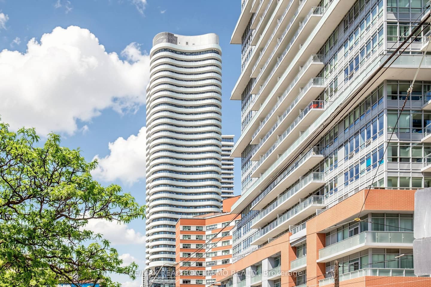403 Church Street 201, Toronto, ON M4Y 0C9