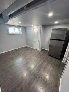 182 Bloor Street W, Oshawa, ON L1J 1P7