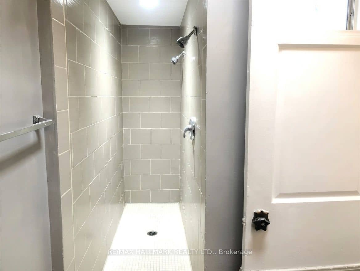 222 Broadway Avenue, Toronto, ON M4P 1V9