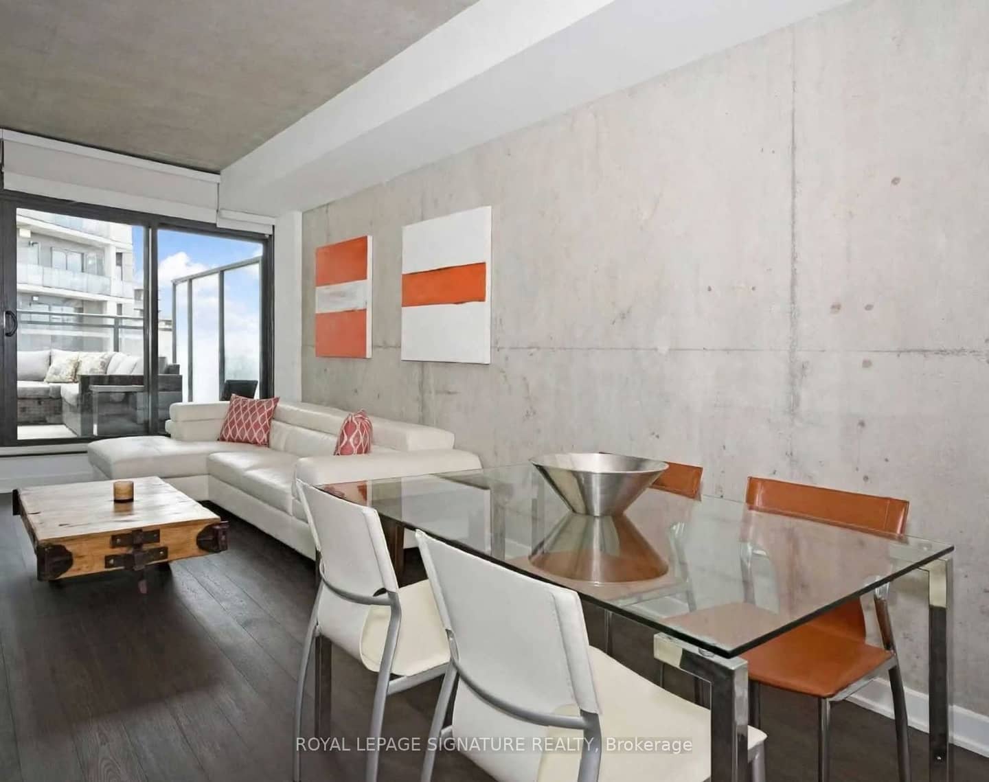 319 Carlaw Avenue 310, Toronto, ON M4M 0A4