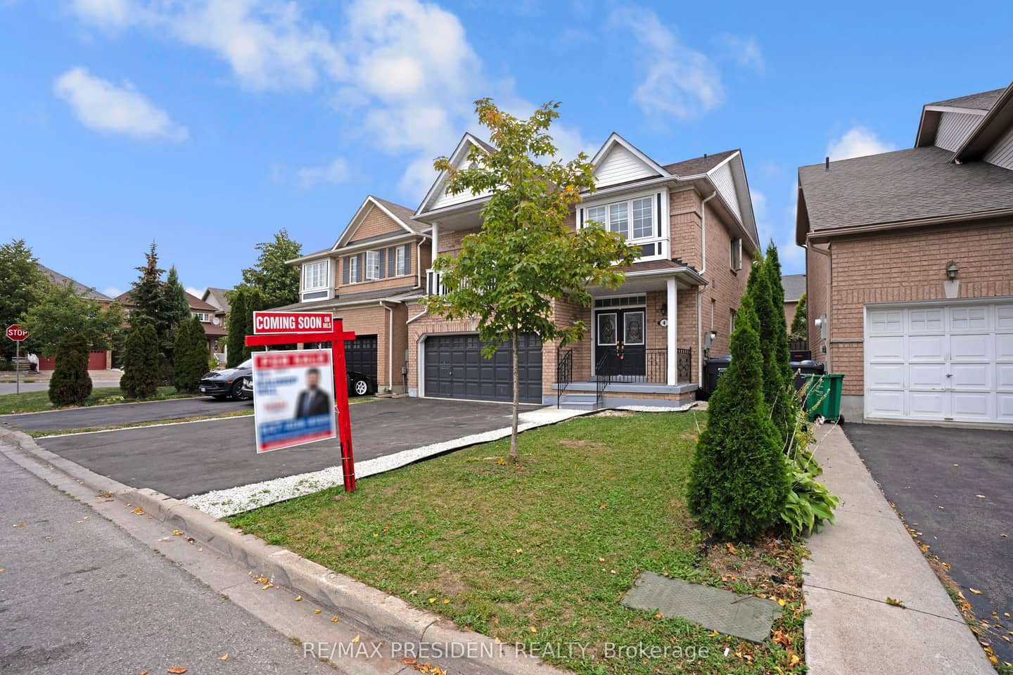 4 Chalkfarm Crescent, Brampton, ON L7A 3V8