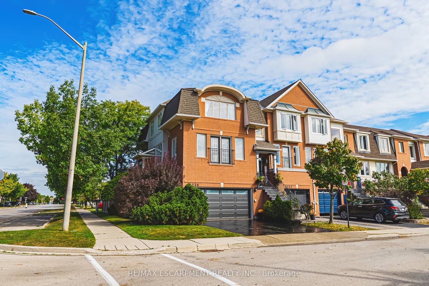 2239 Prescott Place, Burlington, ON L7L 6L3
