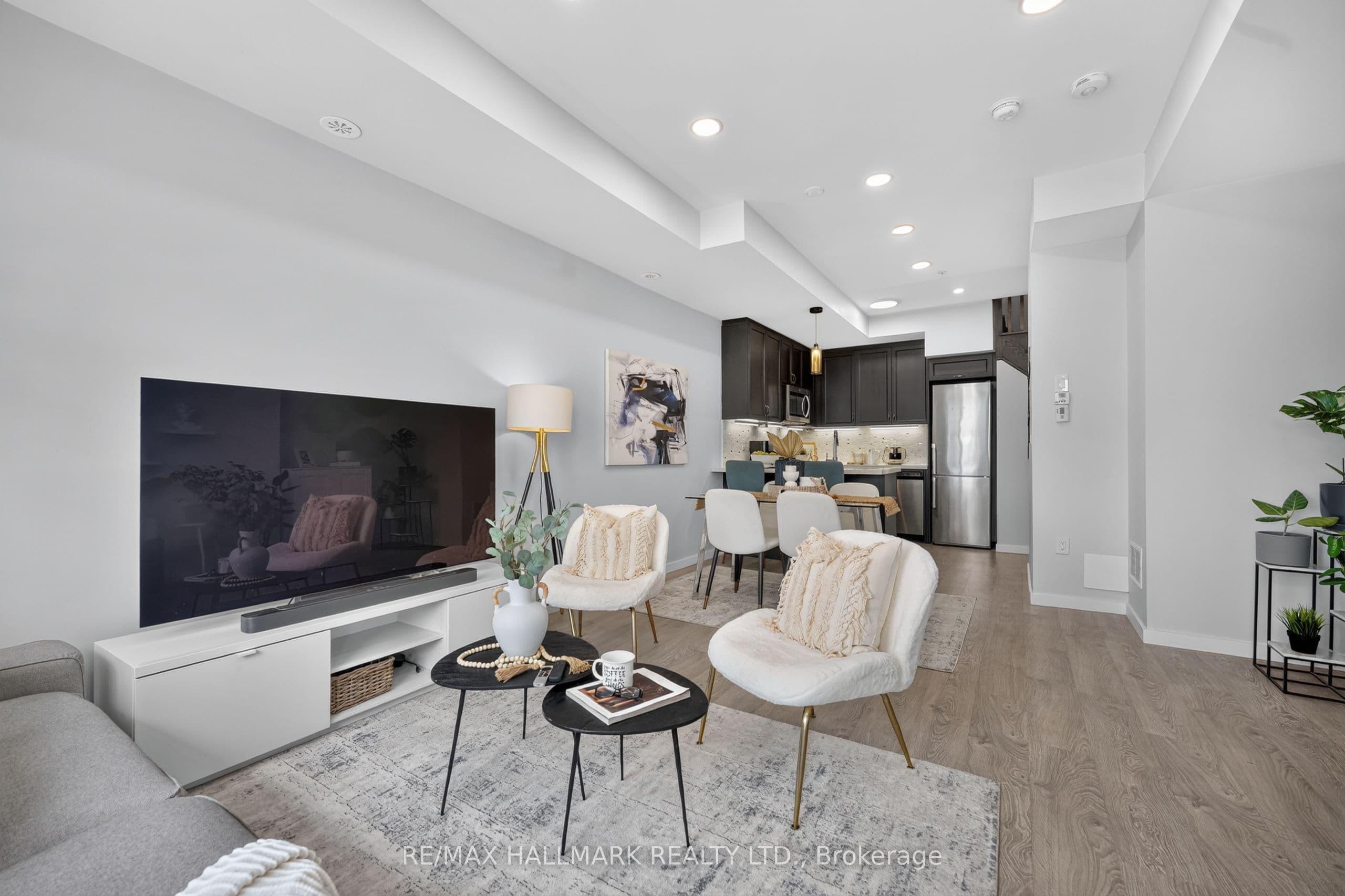 1711 Pure Springs Boulevard 508, Pickering, ON L1X 0E3