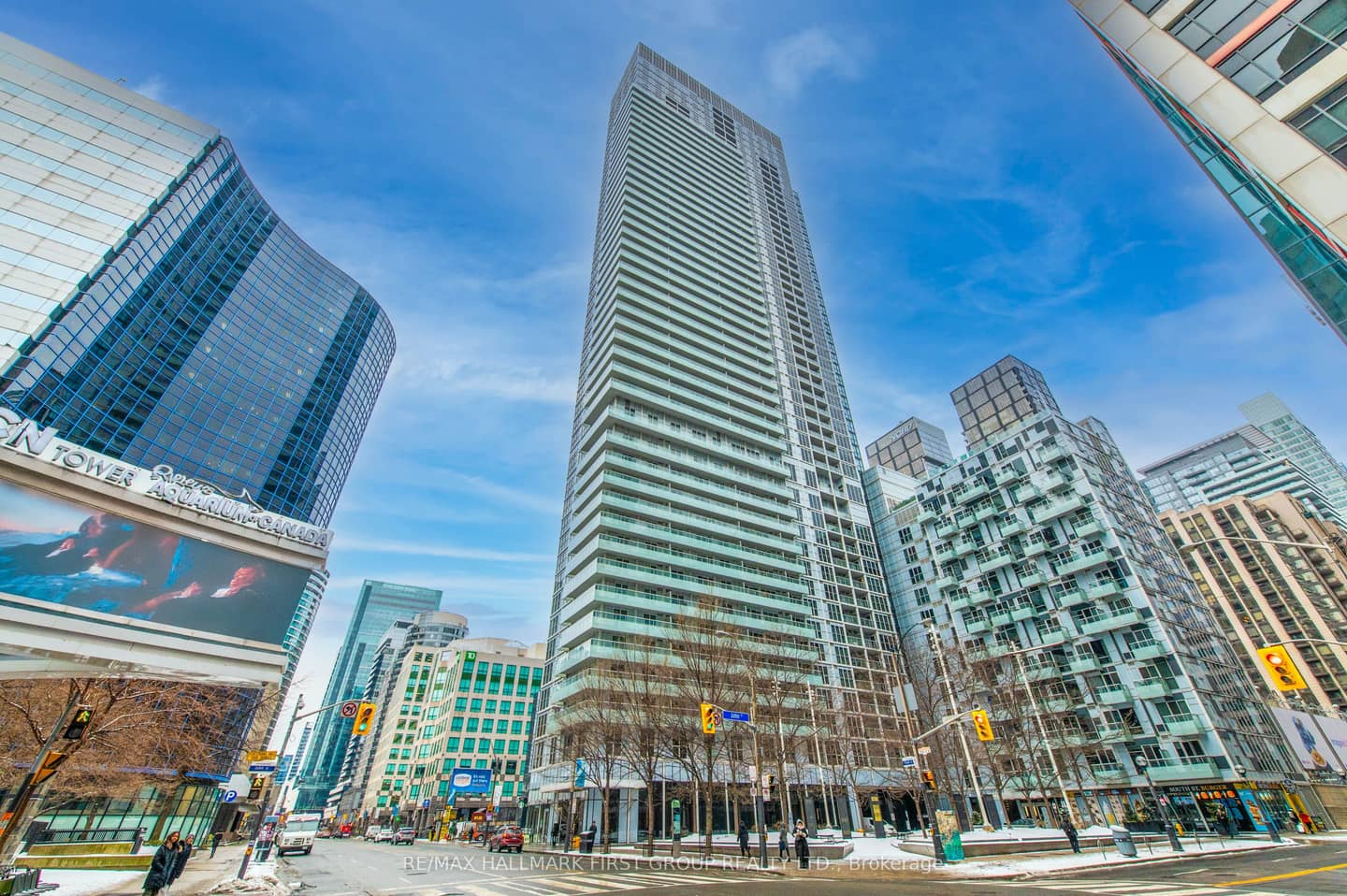300 Front Street W 501, Toronto, ON M5V 0E9