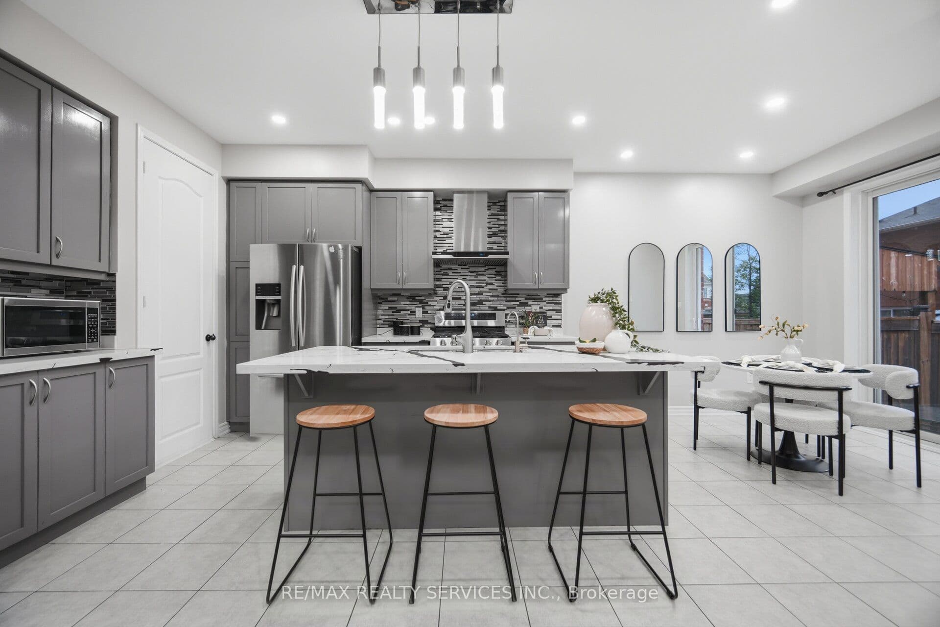 3 Fenchurch Drive, Brampton, ON L7A 4G5