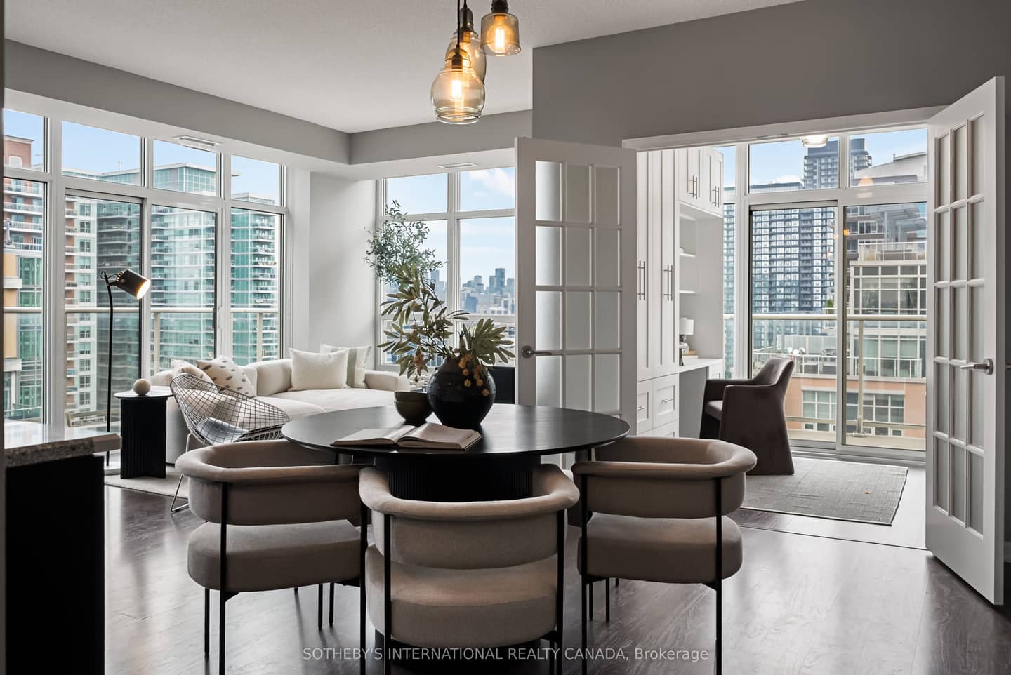 85 East Liberty Street 1913, Toronto, ON M6K 3R4