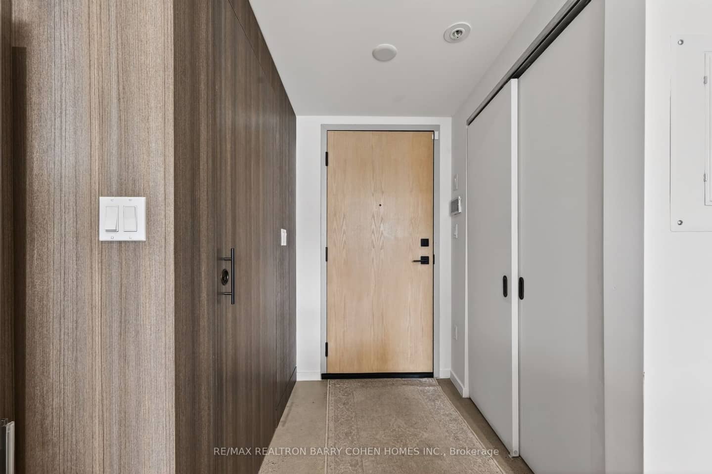 50 Bartlett Avenue 7, Toronto, ON M6H 3E6