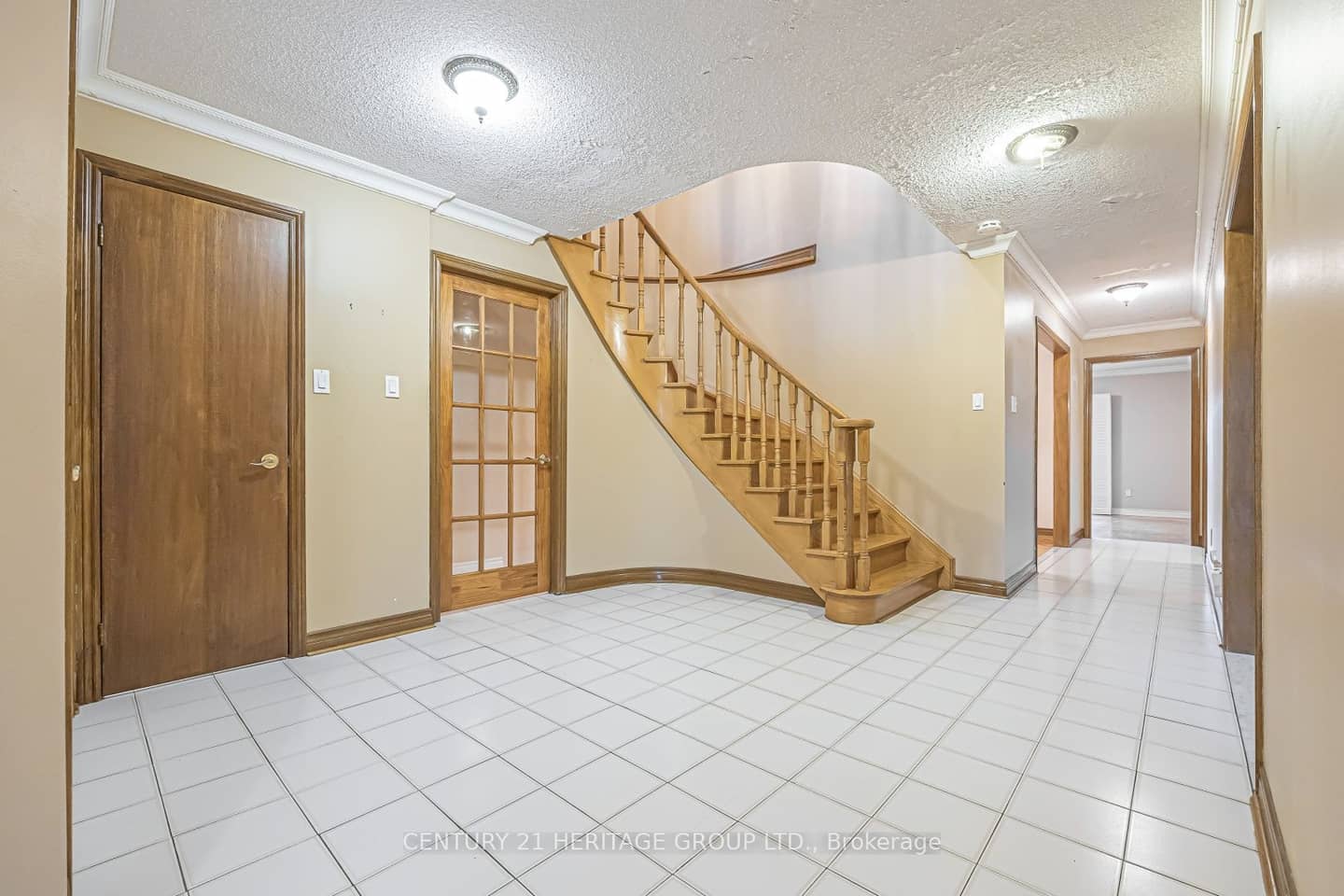 100 Adrianno Crescent, Vaughan, ON L4L 5R6
