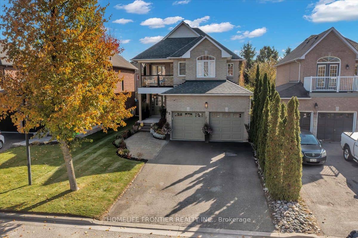 62 Russell Barton Lane, Uxbridge, ON L9P 1Z2