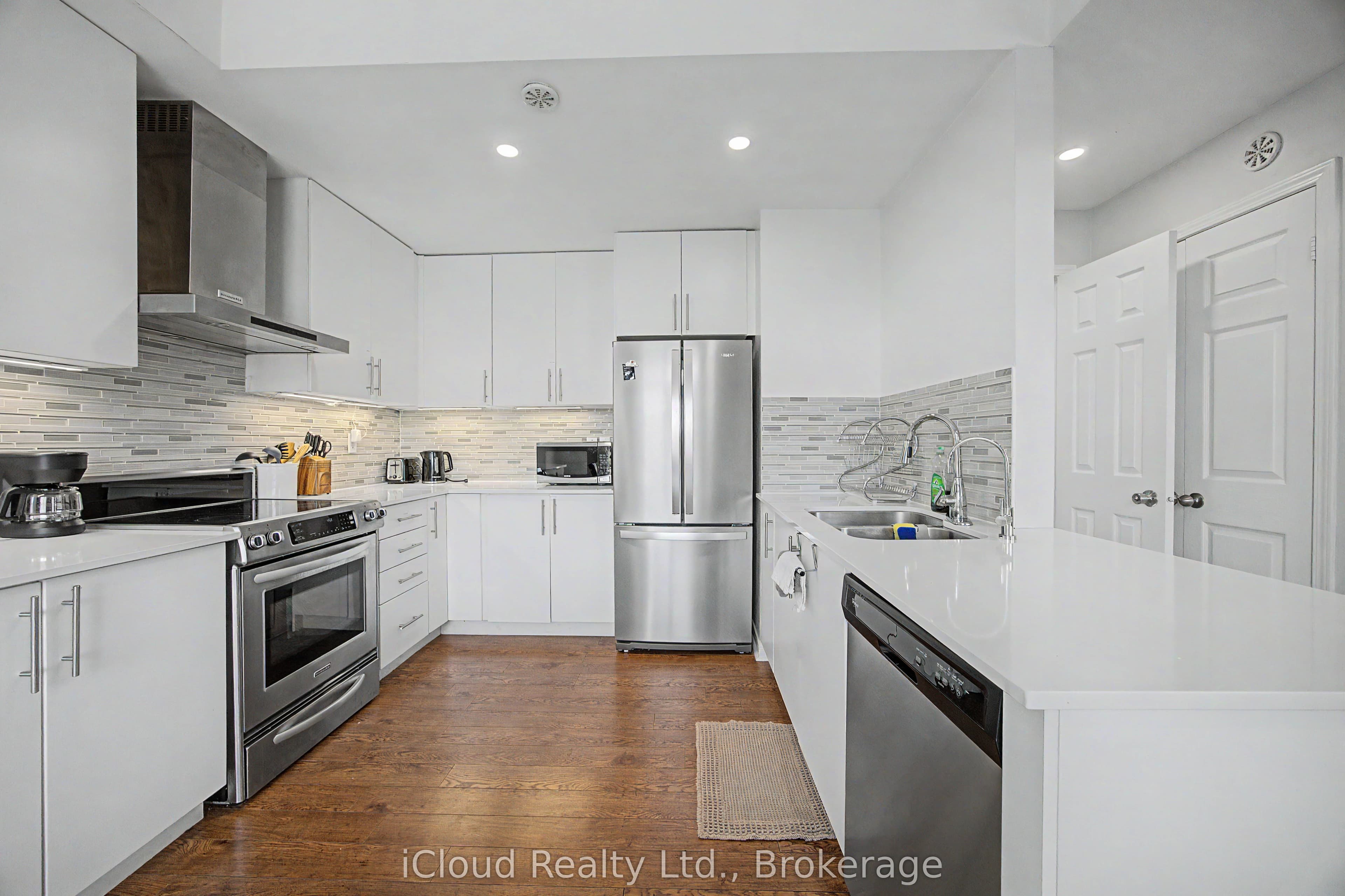 180 Howden Boulevard 6, Brampton, ON L6S 0E3