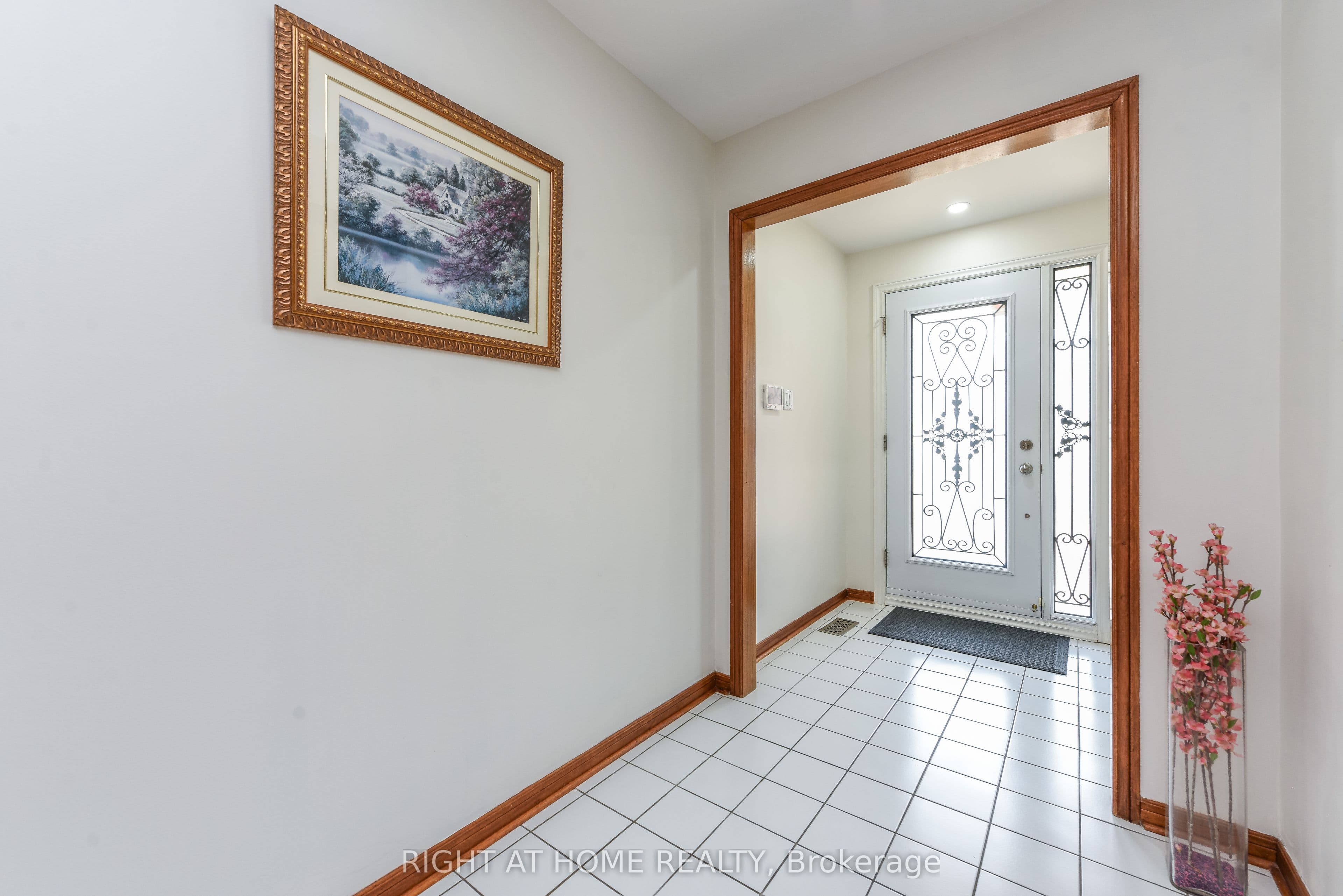 63 PENNSYLVANIA Avenue, Brampton, ON L6Y 4P3