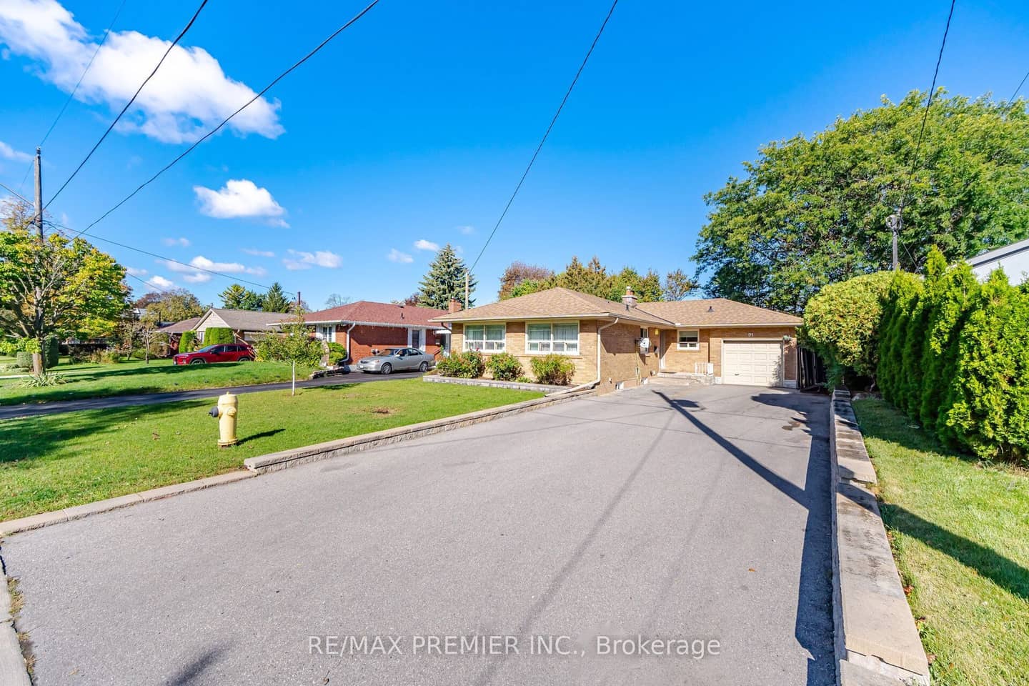 91 Wigmore Drive, Toronto, ON M4A 2E9