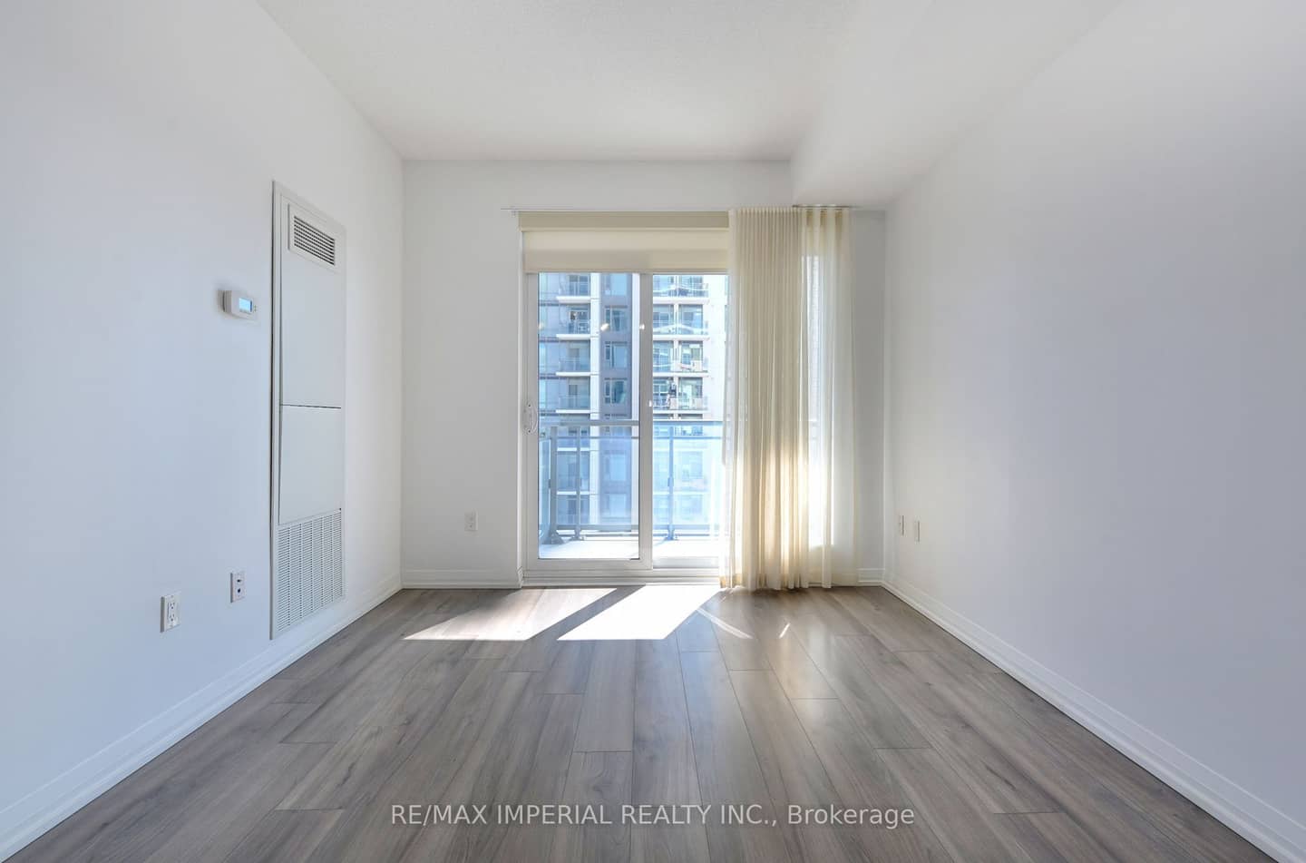 50 Ann O'reilly Road 1306, Toronto, ON M2J 0C9