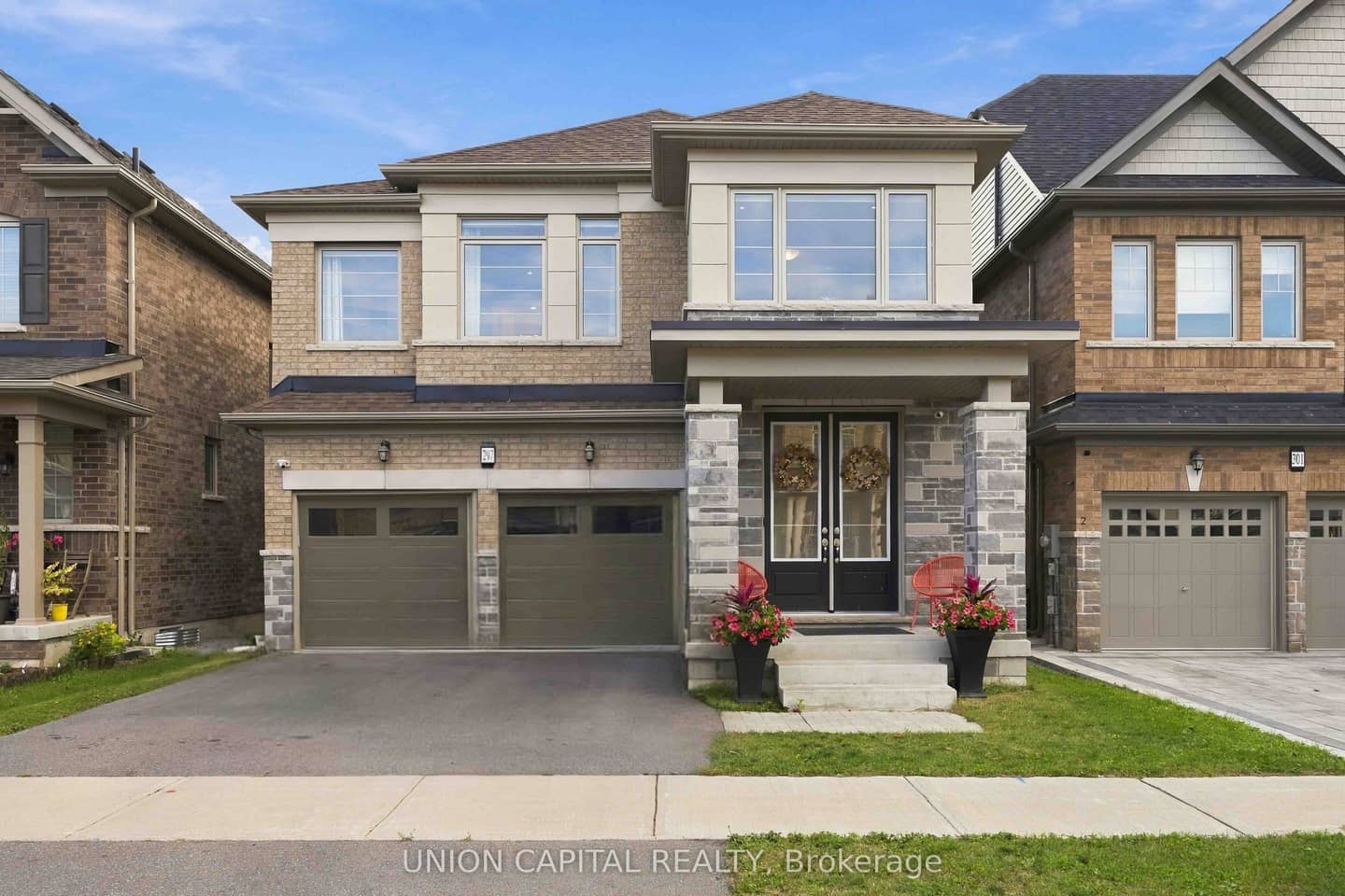 297 Seaview Heights, East Gwillimbury, ON L9N 0Z1