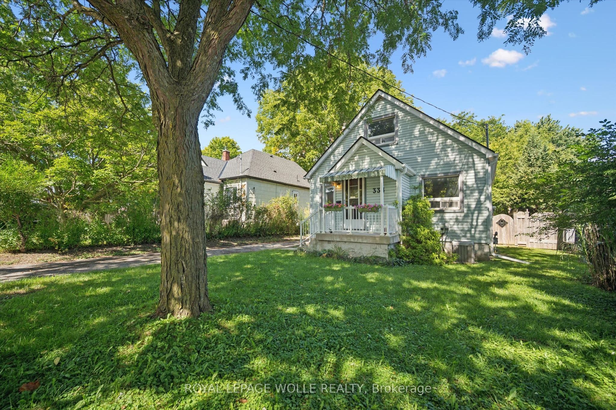 334 Blucher Boulevard, Kitchener, ON N2H 5V9