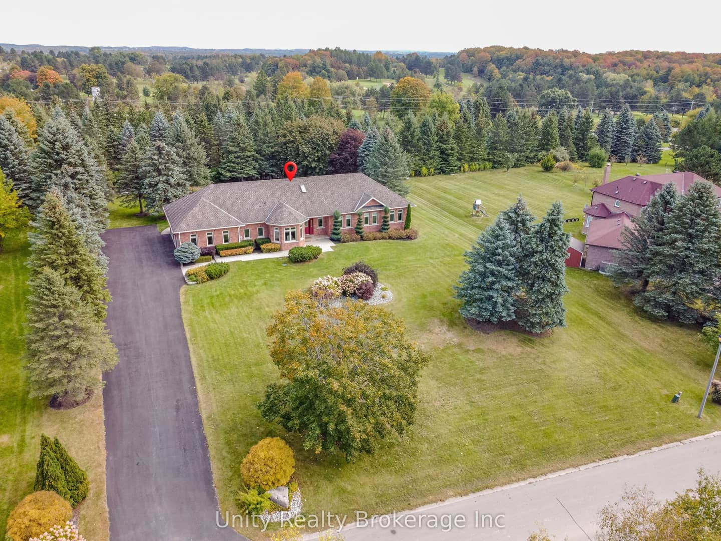 7 Golfdale Court, Caledon, ON L7E 0B3