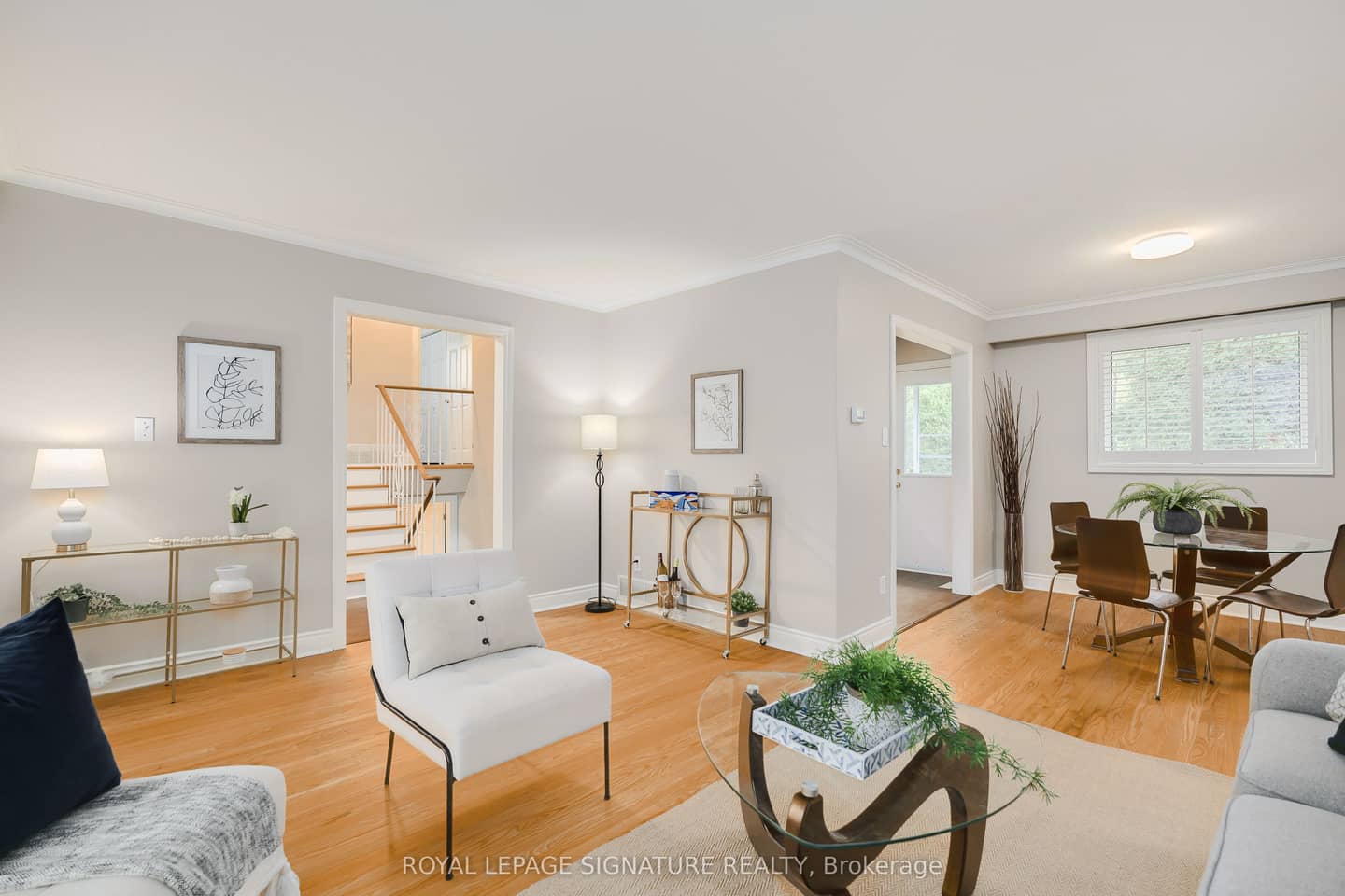 11 Bellbury Crescent, Toronto, ON M2J 2J6