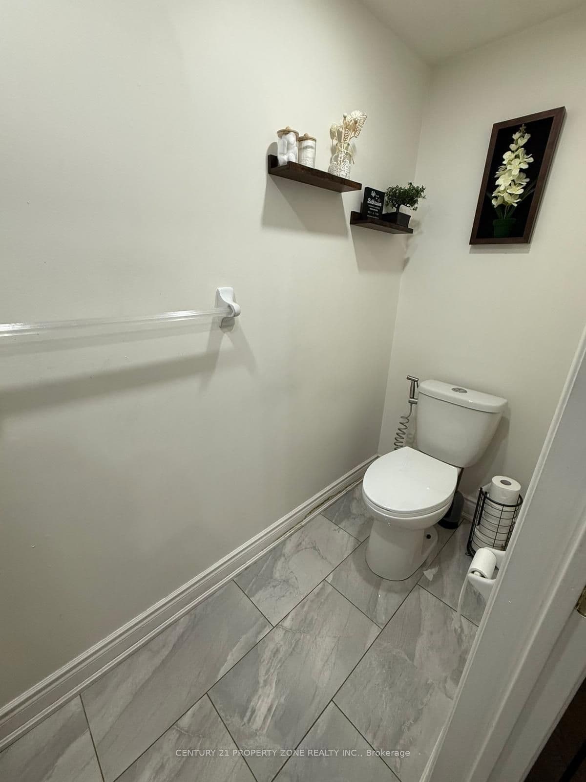 321 Aspendale Crescent, Mississauga, ON L5W 0E7