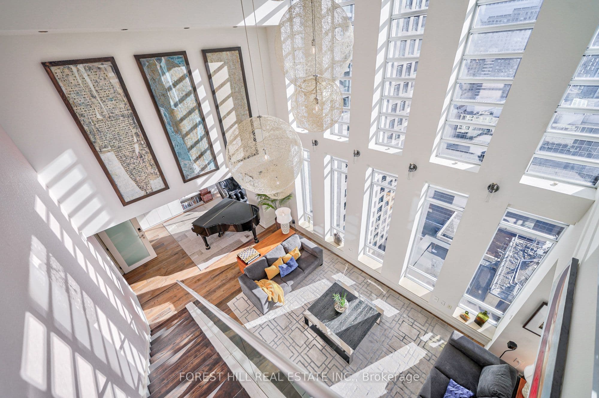8 Colborne Street PH2701, Toronto, ON M5E 1A1